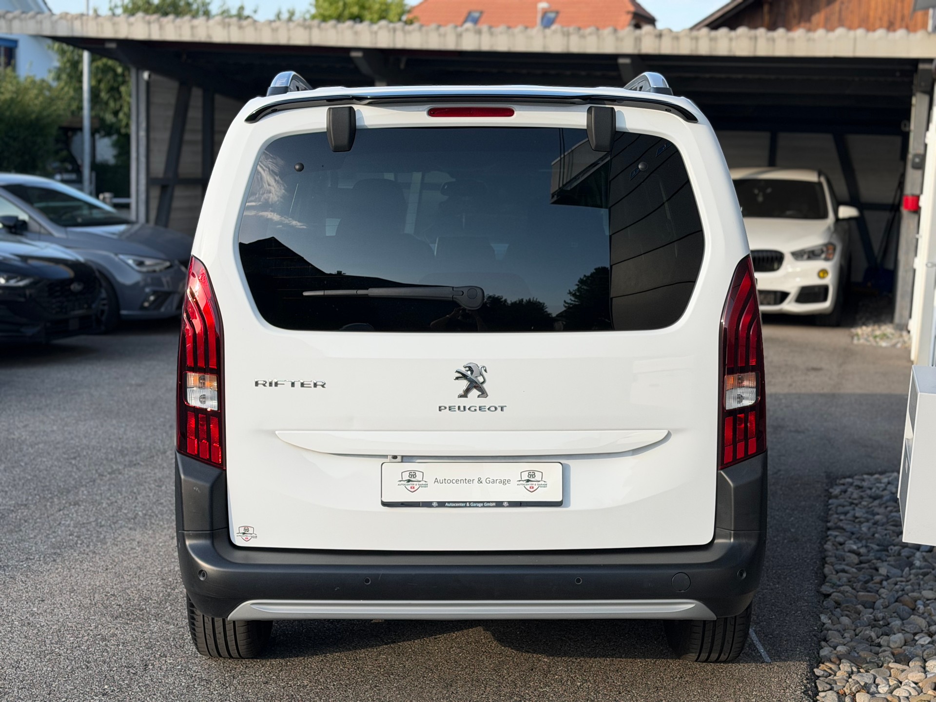 PEUGEOT Rifter Long 1.5 BlueHDi 7PL Allure Pack-image-7