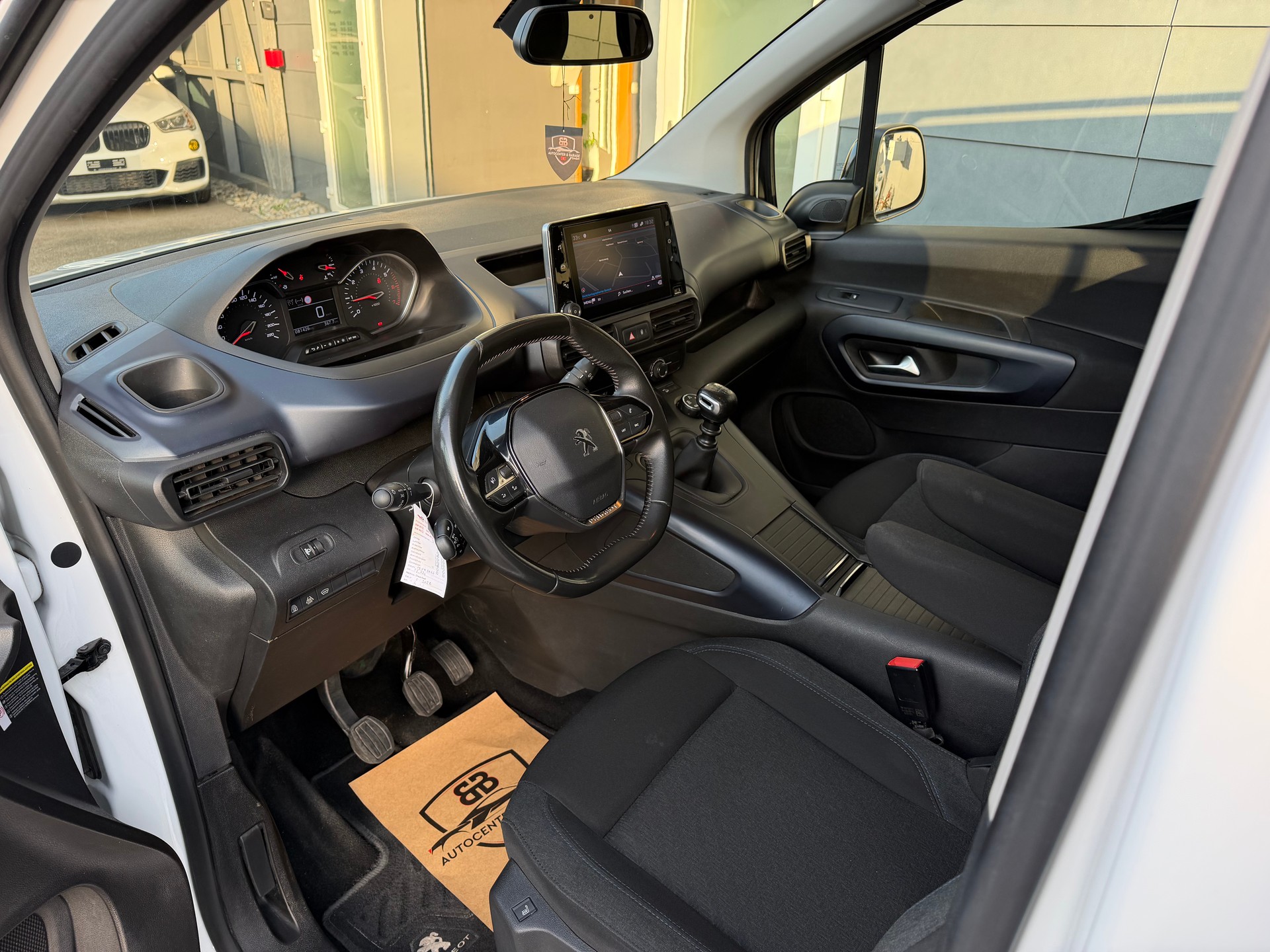 PEUGEOT Rifter Long 1.5 BlueHDi 7PL Allure Pack-image-12