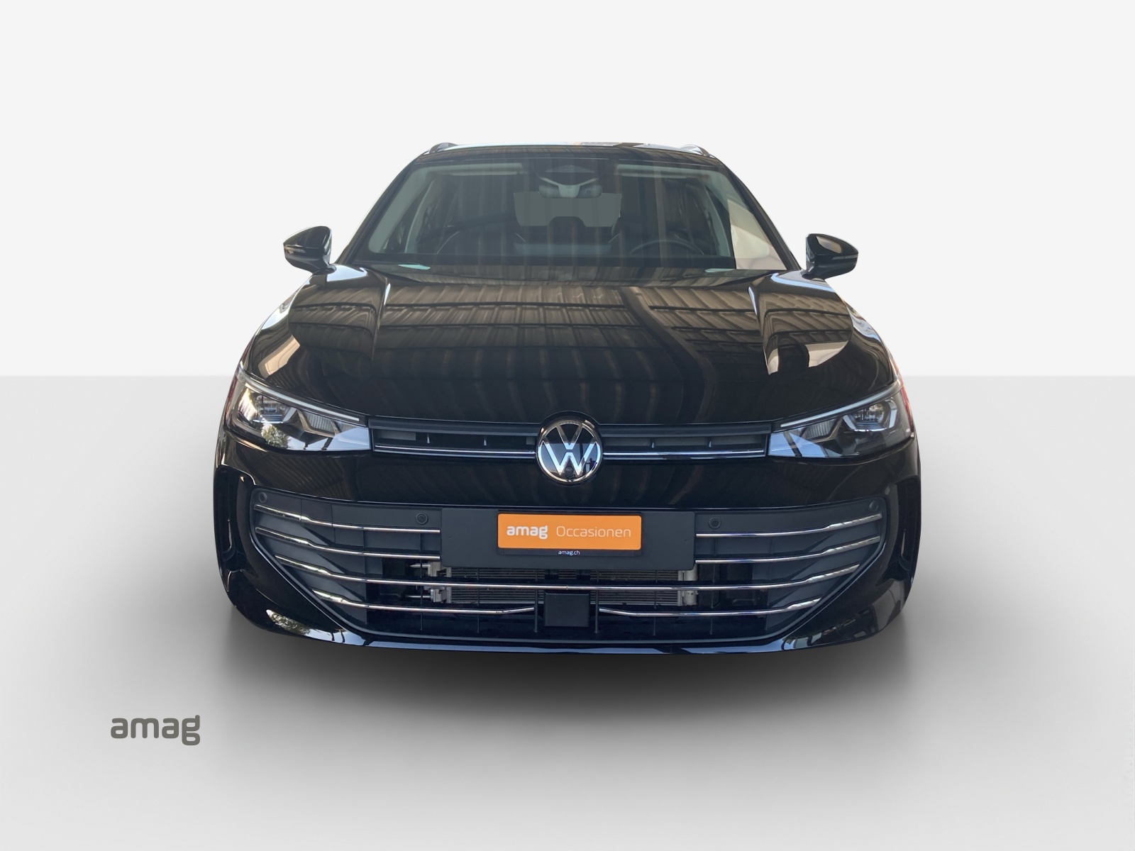 VW Passat Variant 2.0 TDI evo Business 4 Motion DSG-image-6