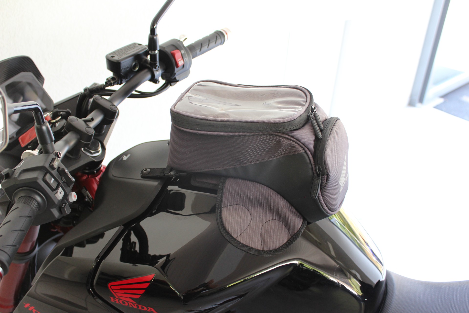 HONDA CB 750 Hornet (35kW)-image-12