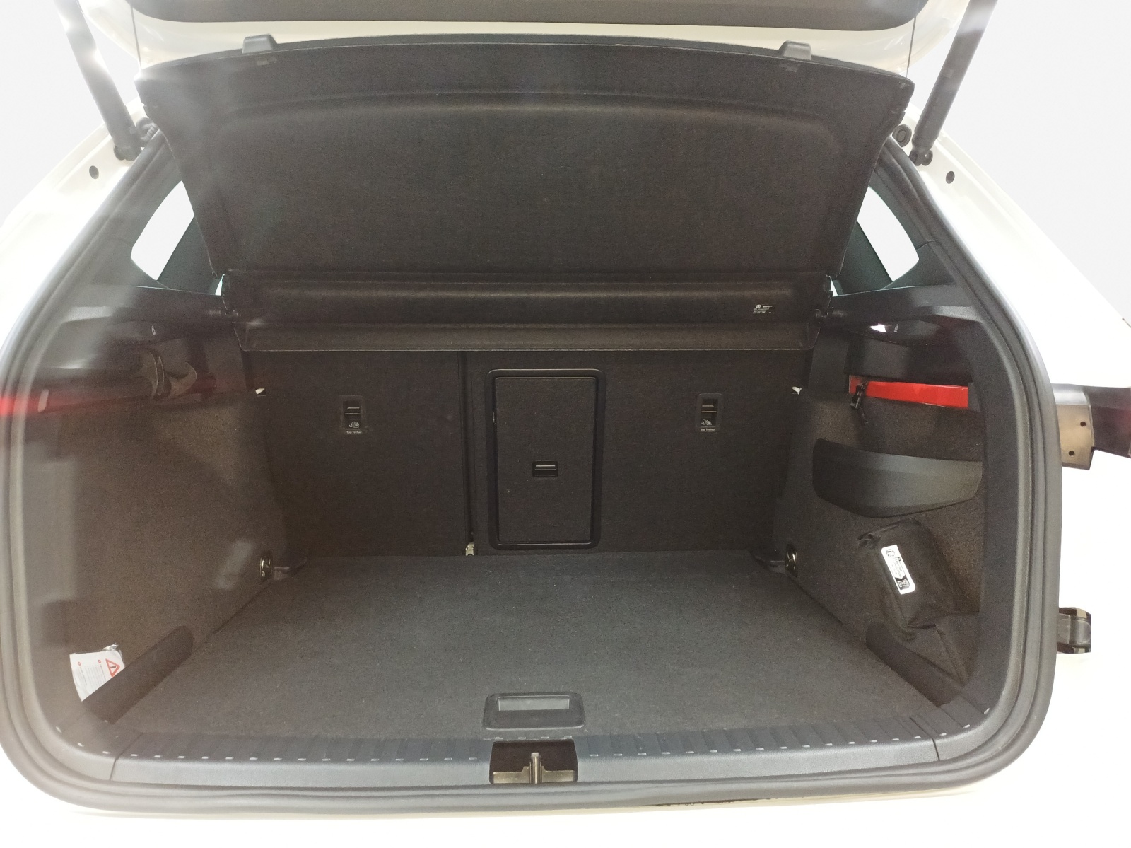SKODA Karoq 2.0 TSI SportLine 4x4 DSG-image-12