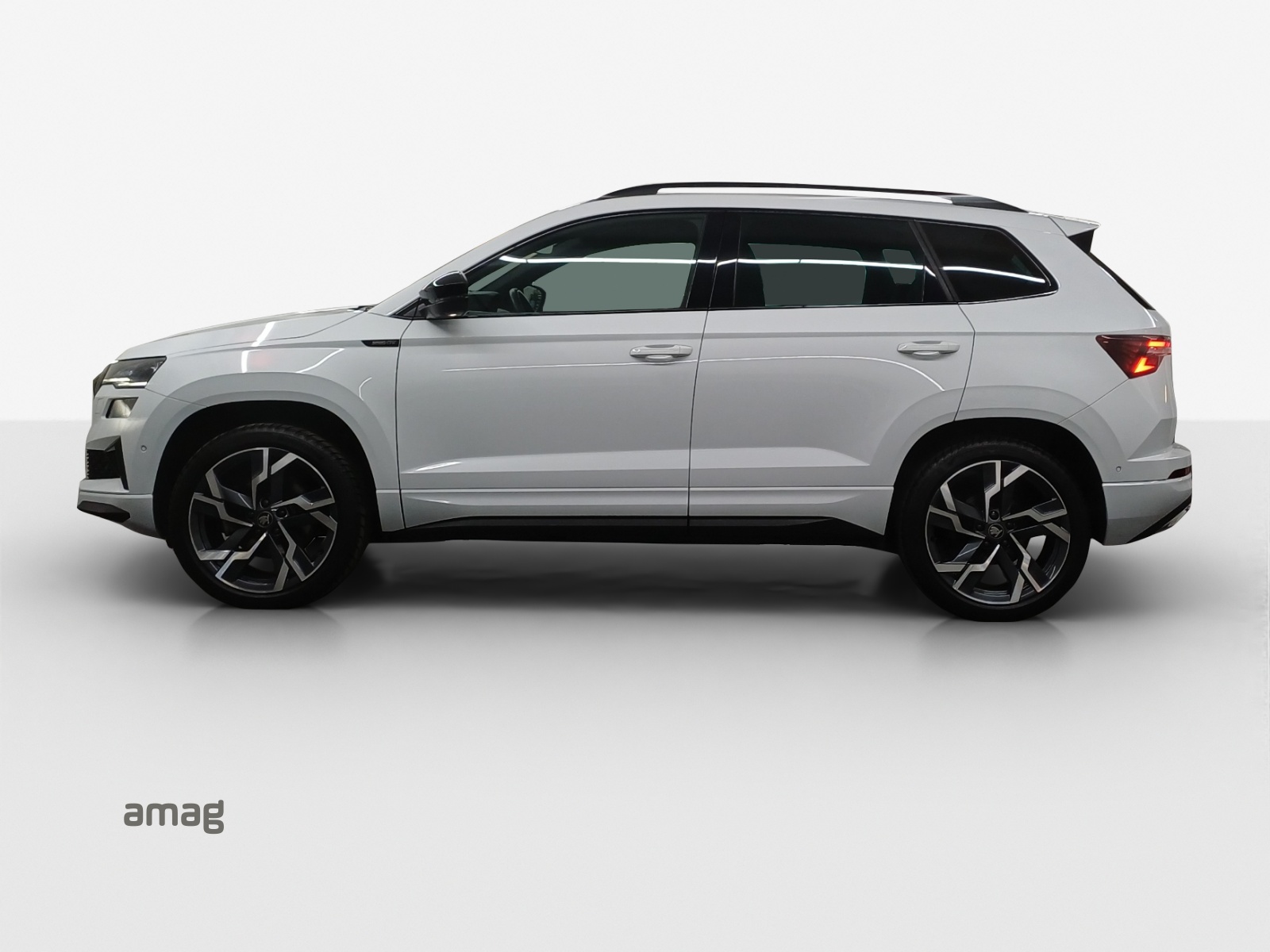 SKODA Karoq 2.0 TSI SportLine 4x4 DSG-showroom-element-1
