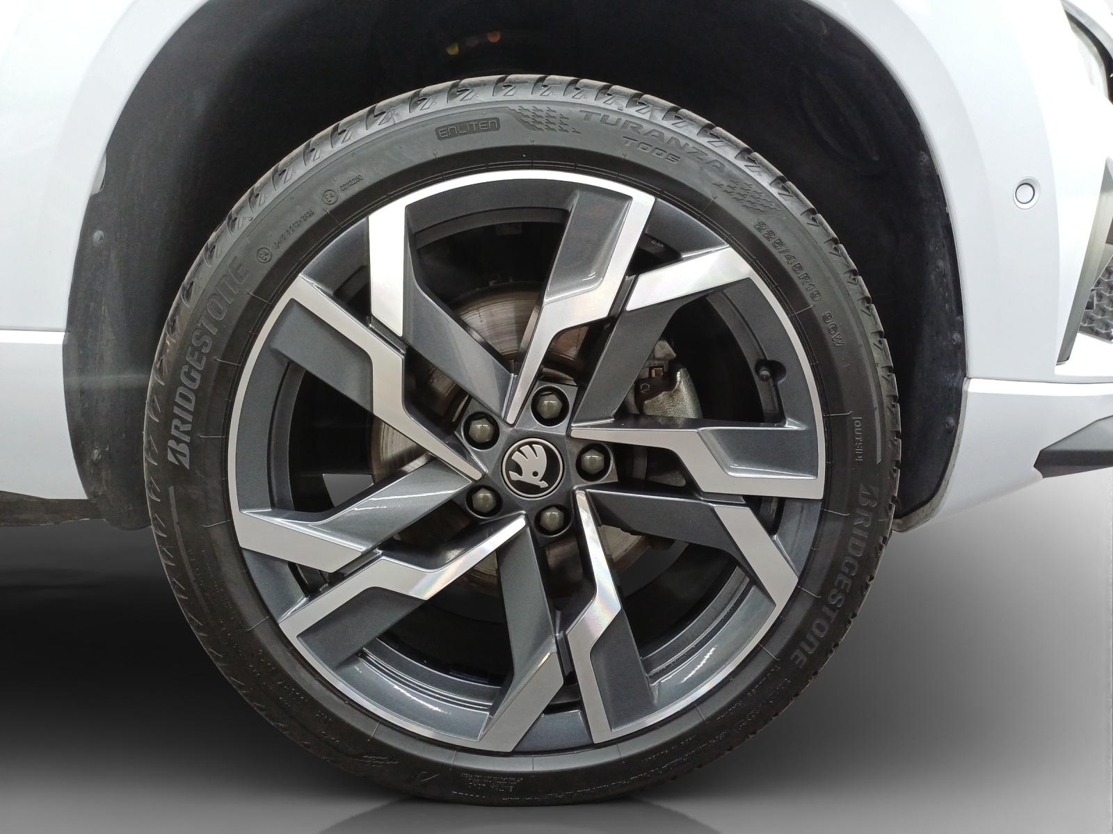 SKODA Karoq 2.0 TSI SportLine 4x4 DSG-image-14