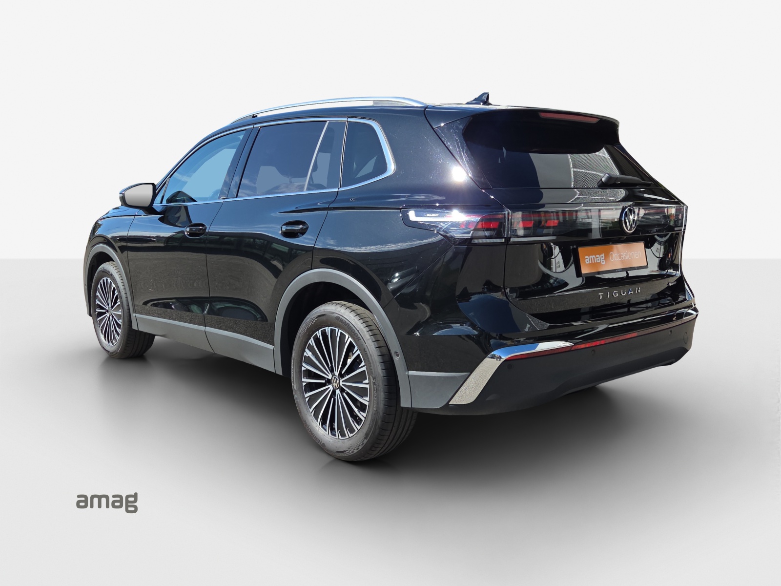 VW Tiguan 2.0 TSI DSG Elegance 4Motion-showroom-element-2
