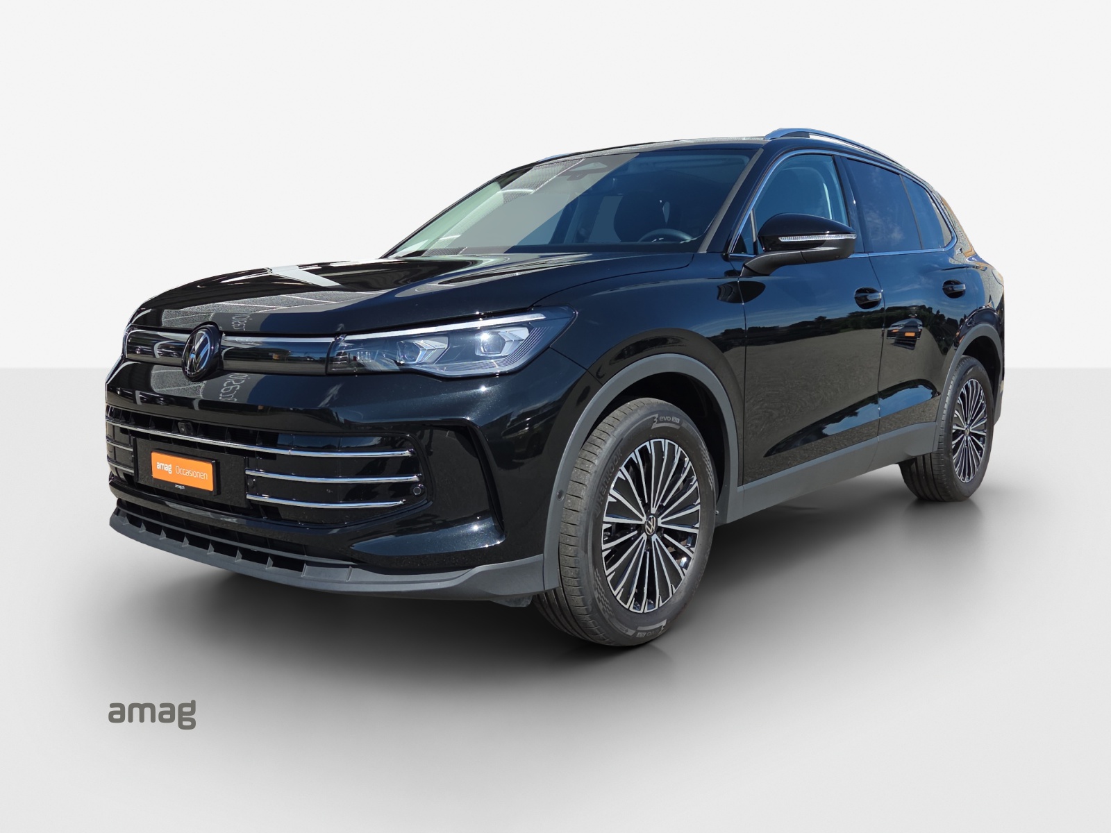 VW Tiguan 2.0 TSI DSG Elegance 4Motion-image-0