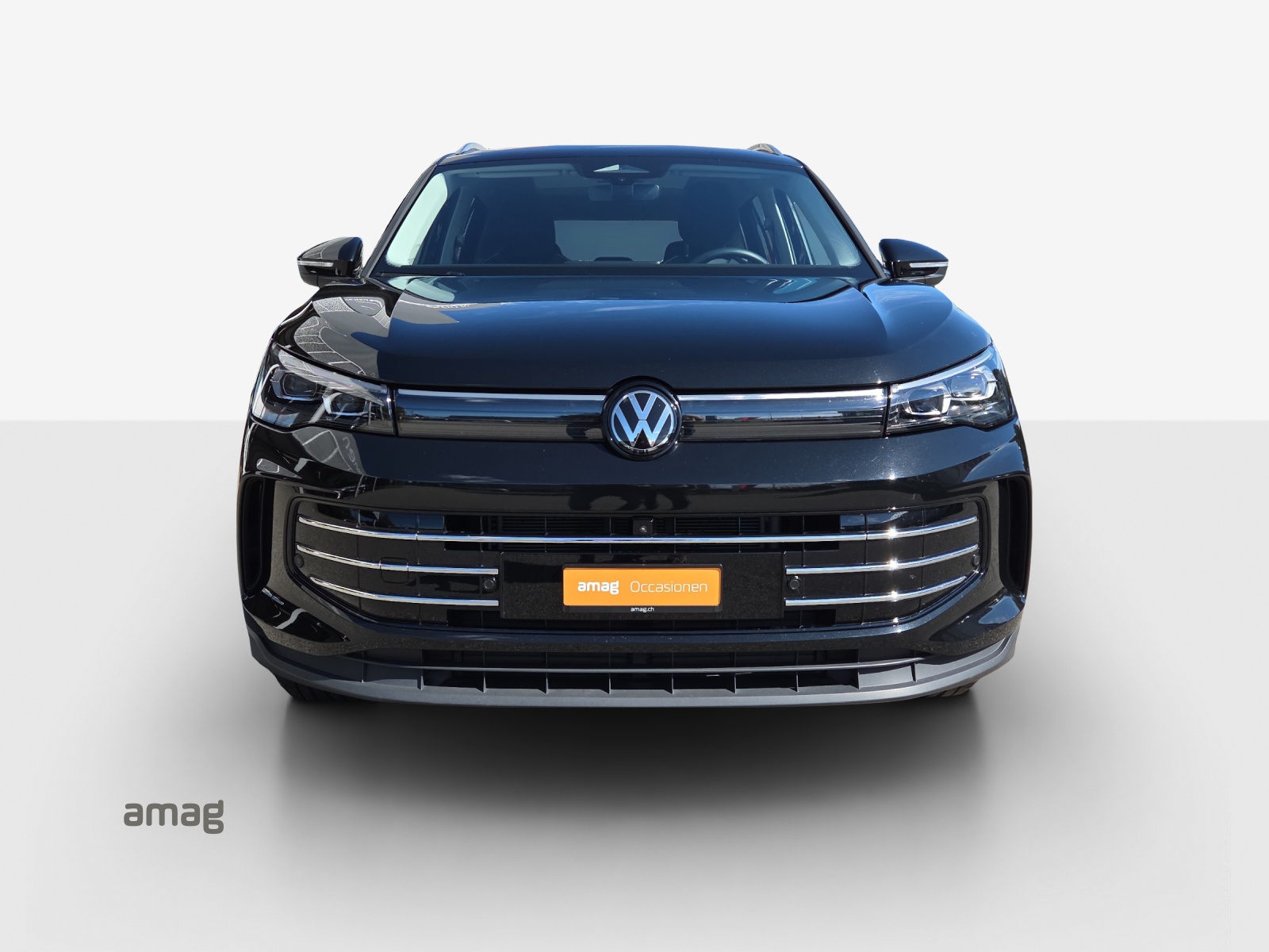 VW Tiguan 2.0 TSI DSG Elegance 4Motion-image-6
