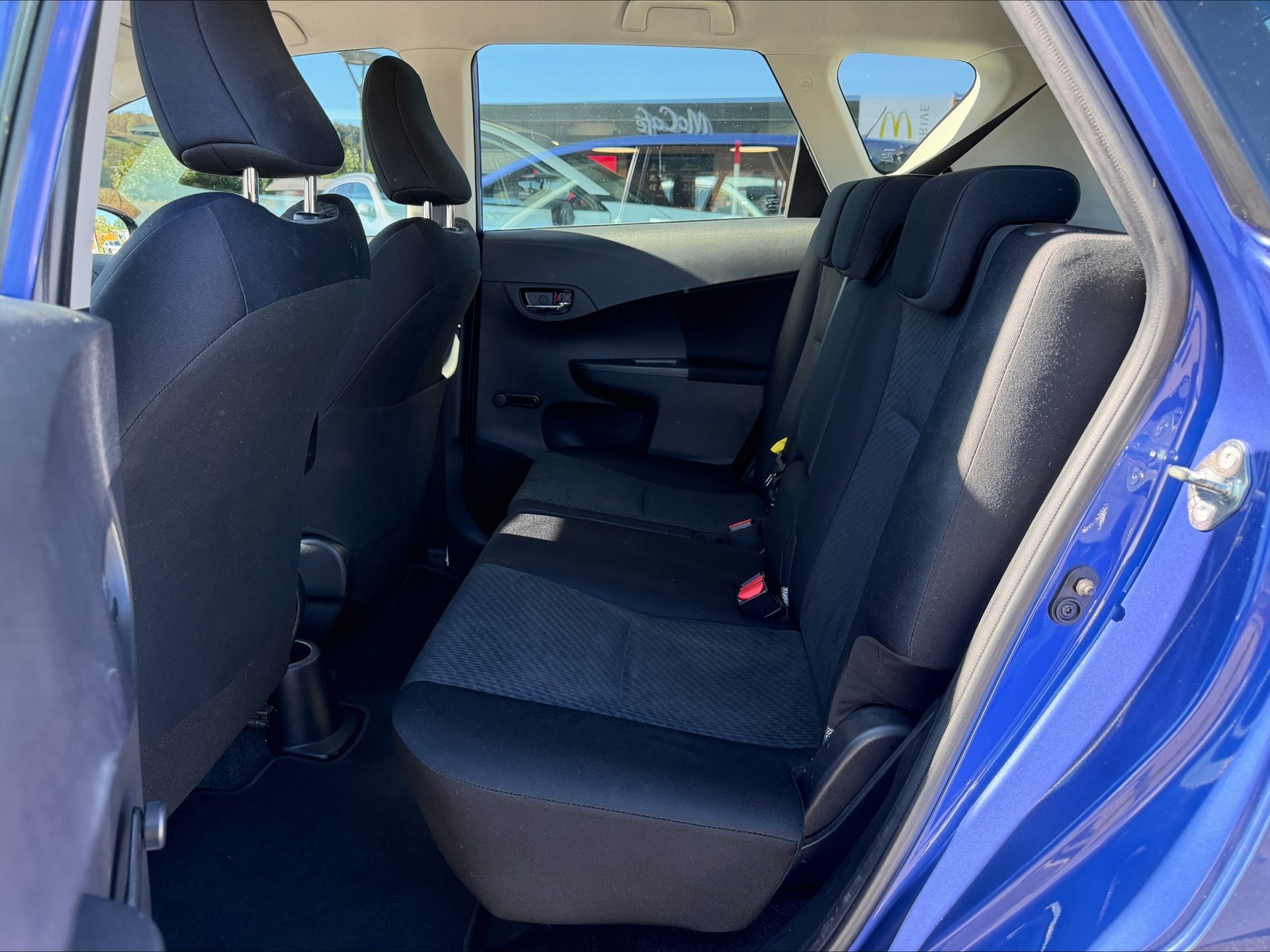 TOYOTA Verso-S 1.33 Linea Luna-image-8