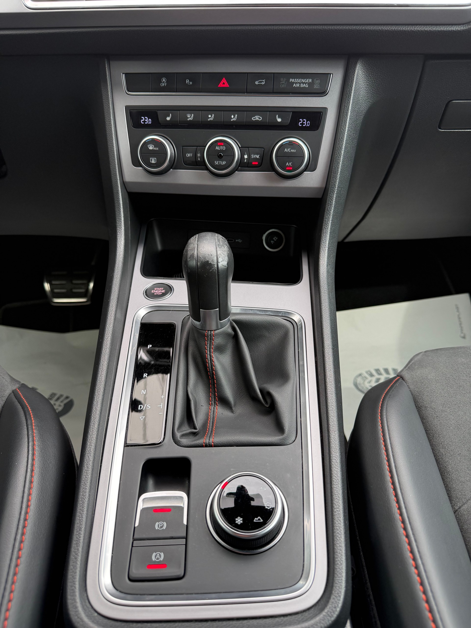 SEAT Ateca 2.0 TDI CR FR 4Drive DSG || Frisch ab MFK-image-9