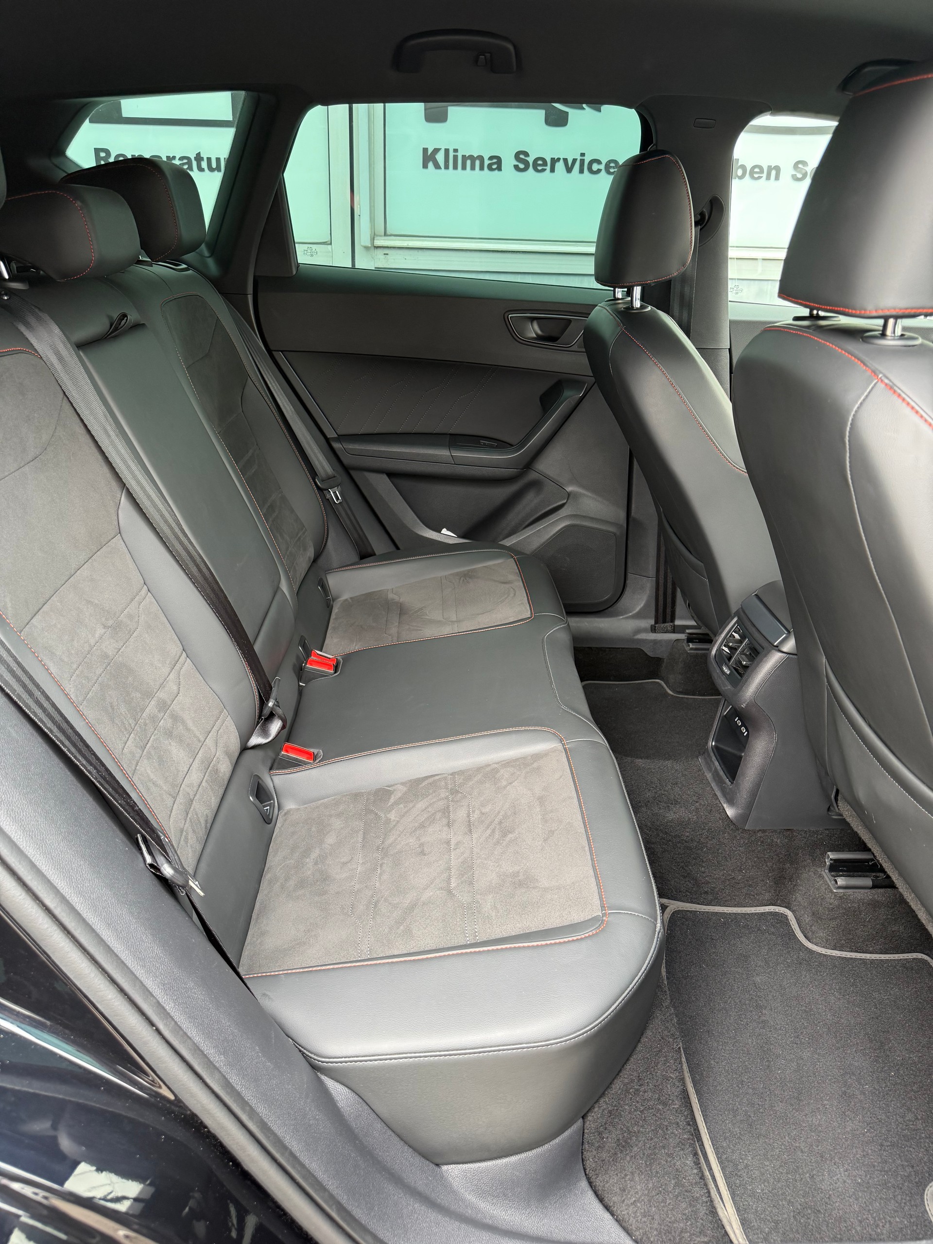 SEAT Ateca 2.0 TDI CR FR 4Drive DSG || Frisch ab MFK-image-13