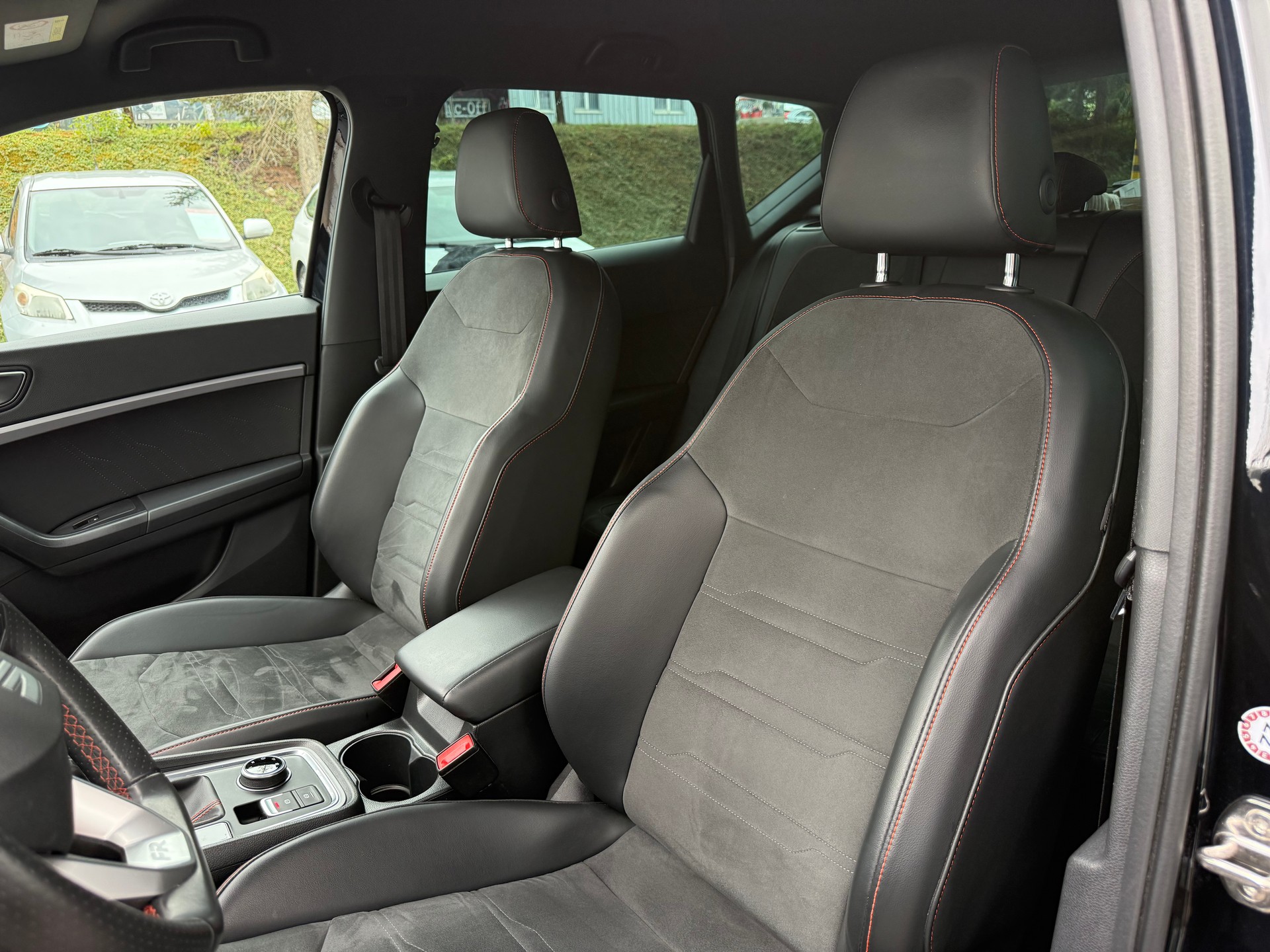 SEAT Ateca 2.0 TDI CR FR 4Drive DSG || Frisch ab MFK-image-11