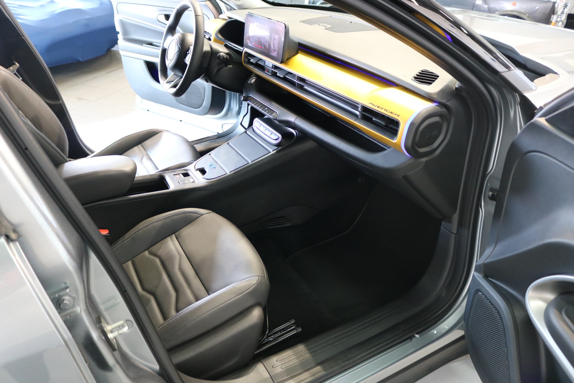 JEEP Avenger 54kWh Summit-image-37