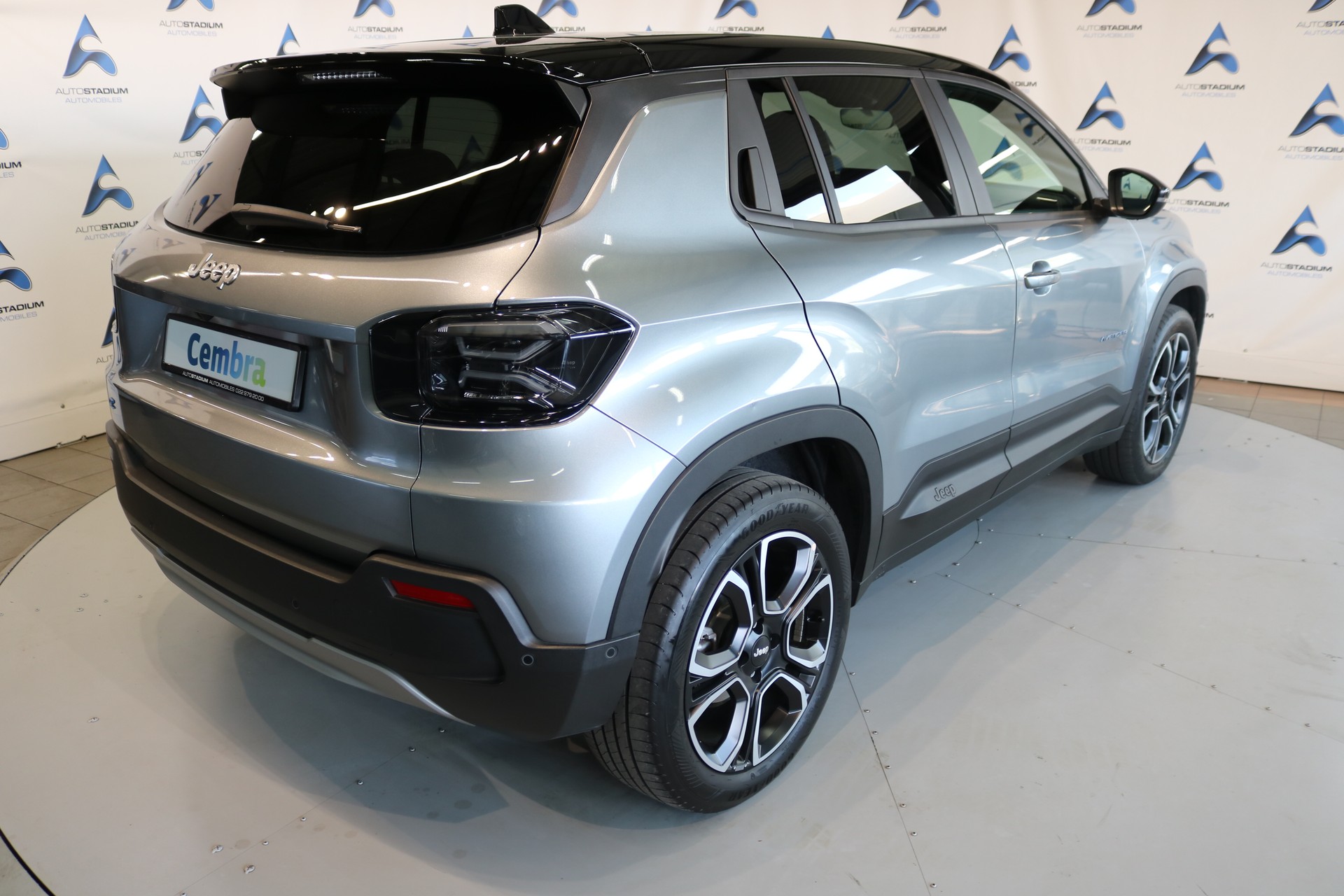 JEEP Avenger 54kWh Summit-image-9