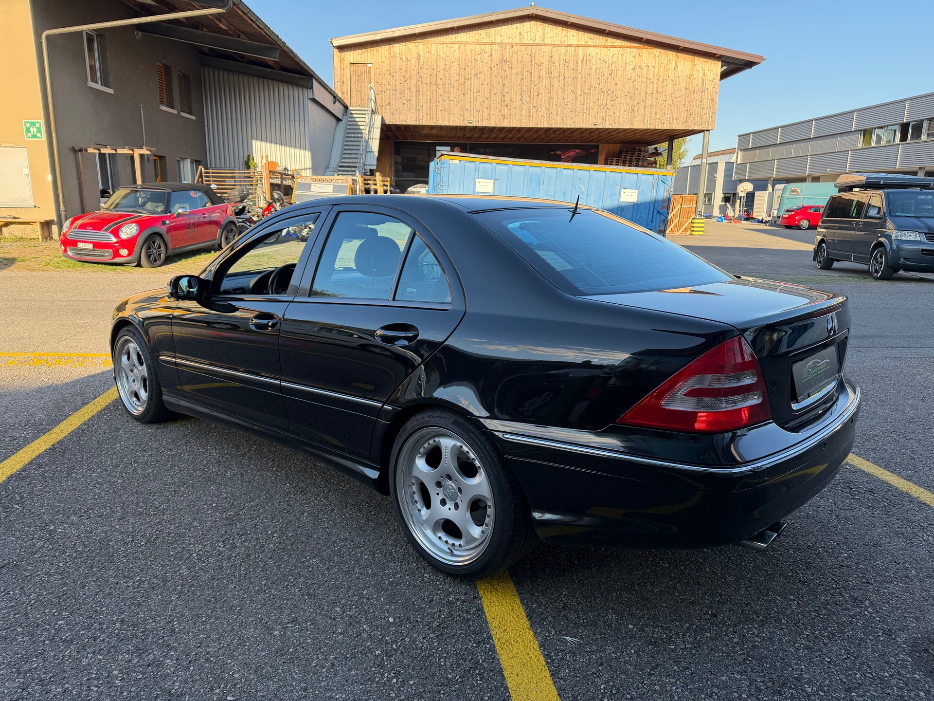 MERCEDES-BENZ C 32 AMG Automatic-image-3