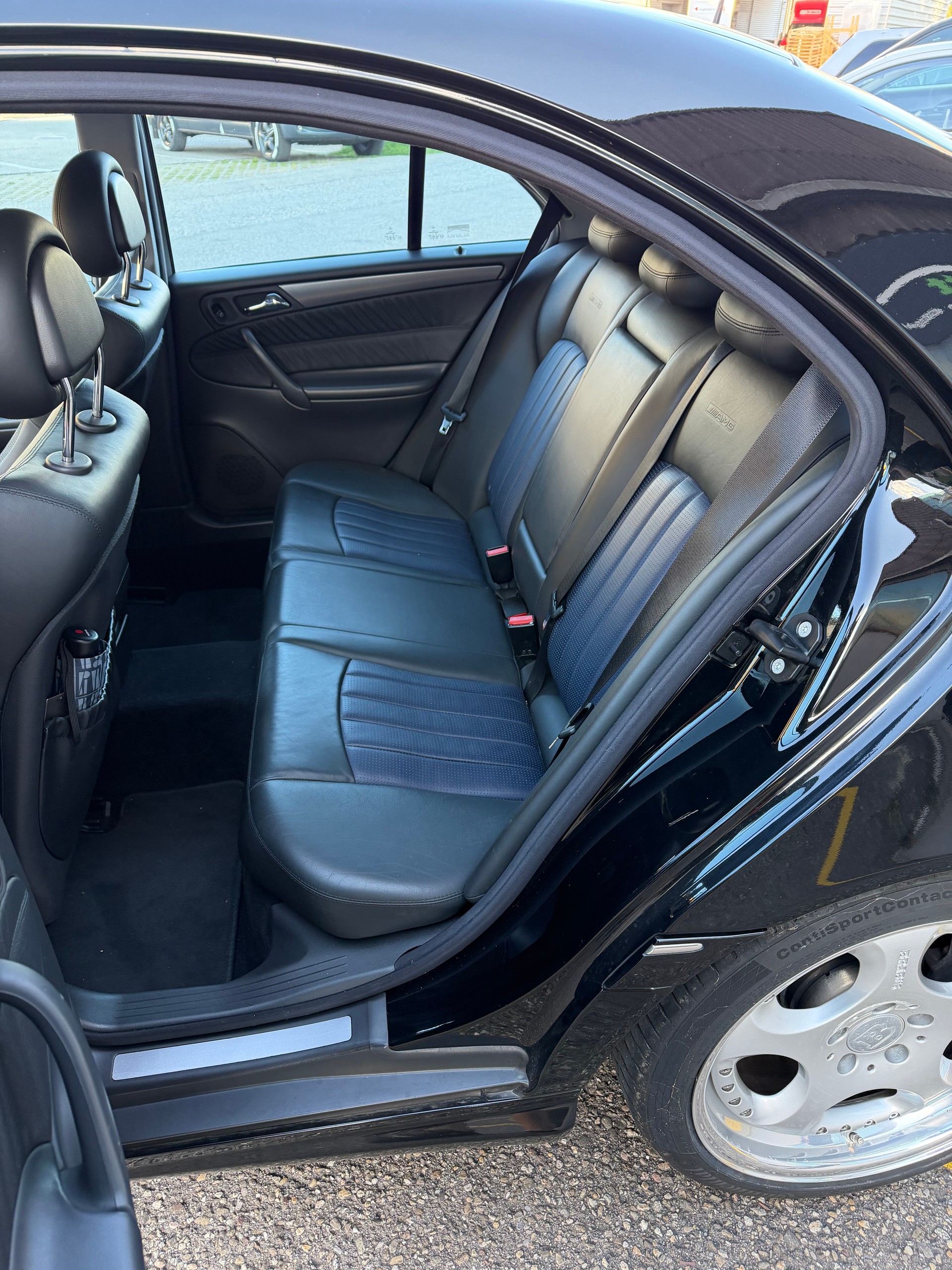 MERCEDES-BENZ C 32 AMG Automatic-image-13