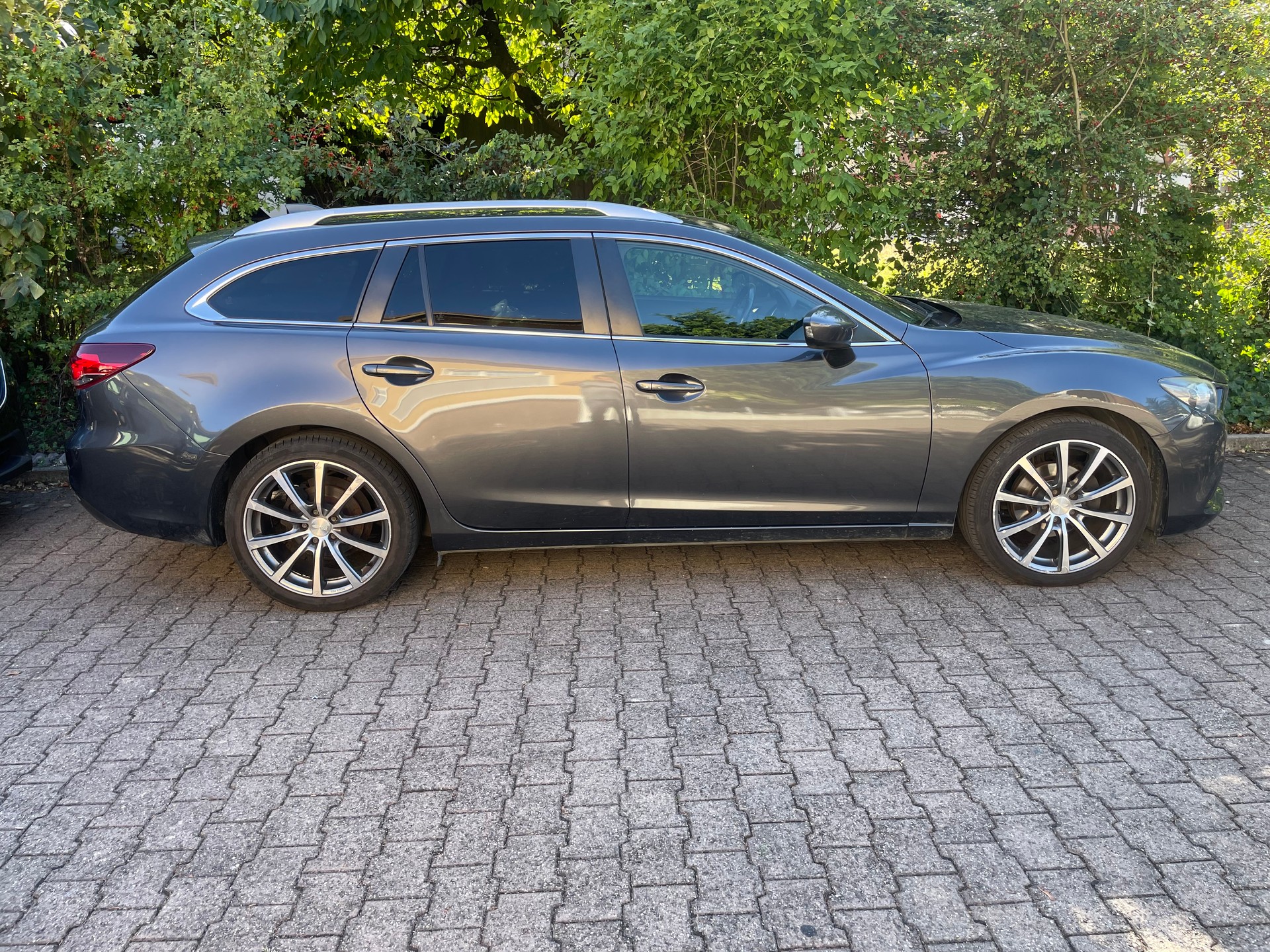 MAZDA 6 Sportwagon 2.2 D 16V Ambition Automatic-image-3