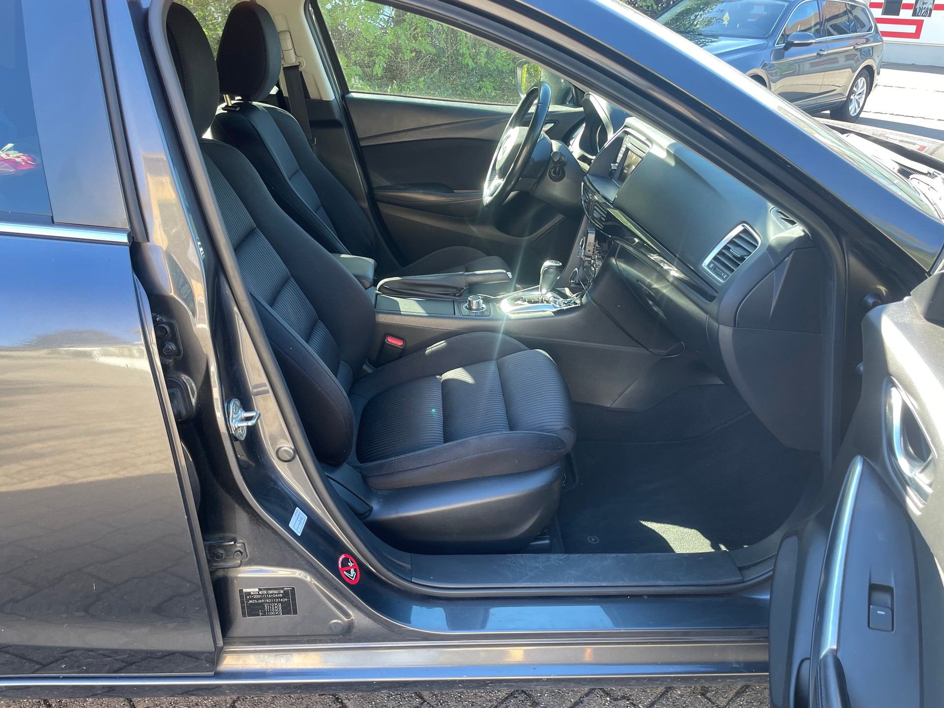 MAZDA 6 Sportwagon 2.2 D 16V Ambition Automatic-image-11