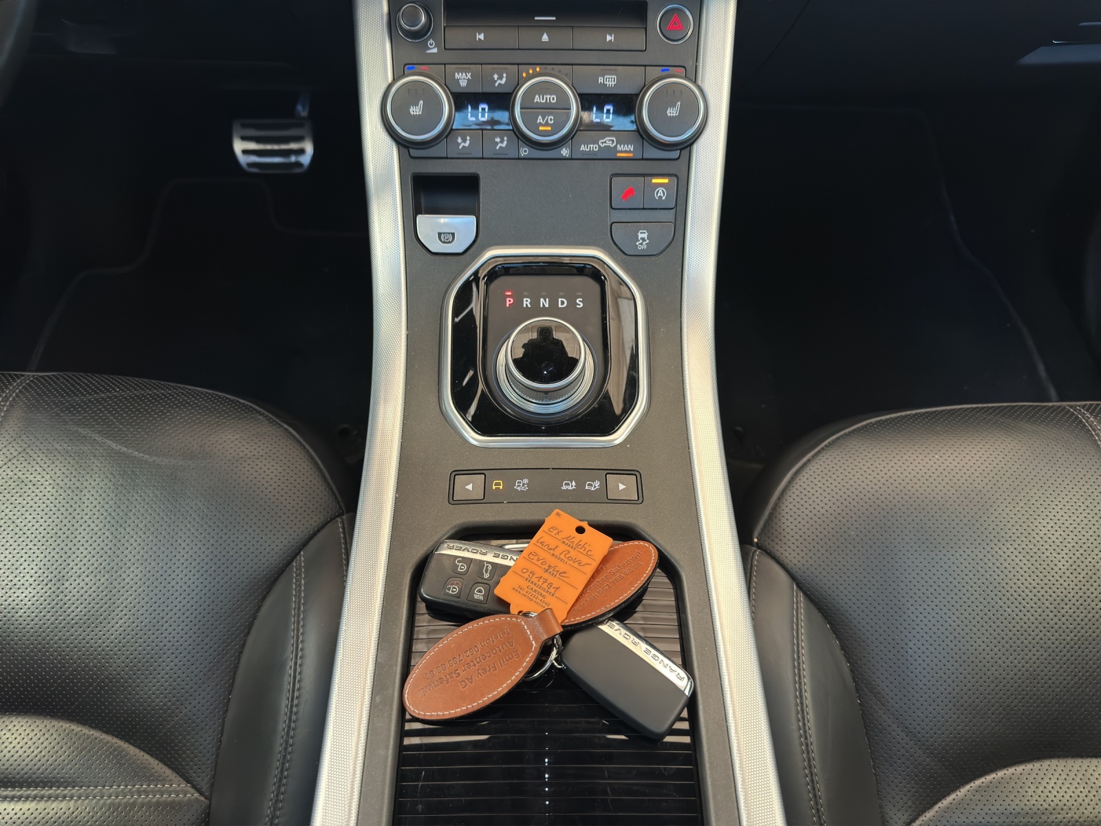 LAND ROVER Range Rover Evoque 2.0 TD4 HSE Dynamic AT9-image-13