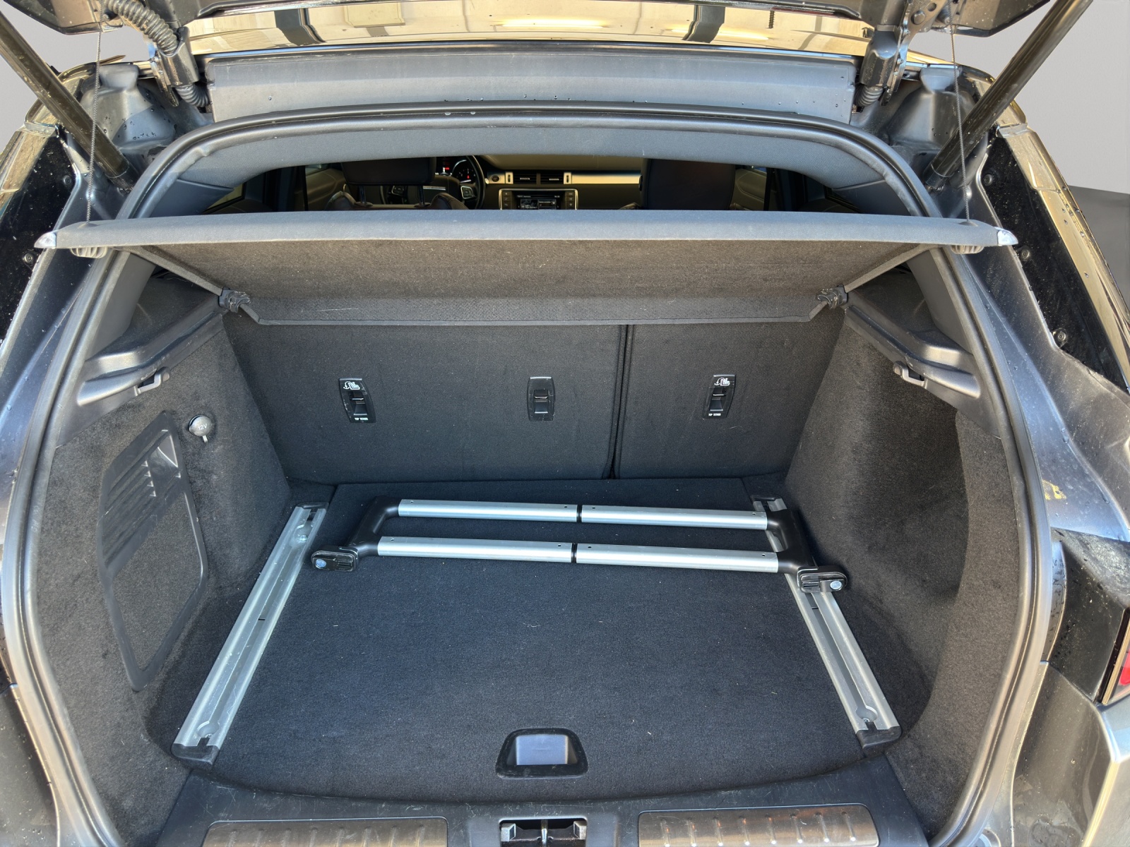 LAND ROVER Range Rover Evoque 2.0 TD4 HSE Dynamic AT9-image-18
