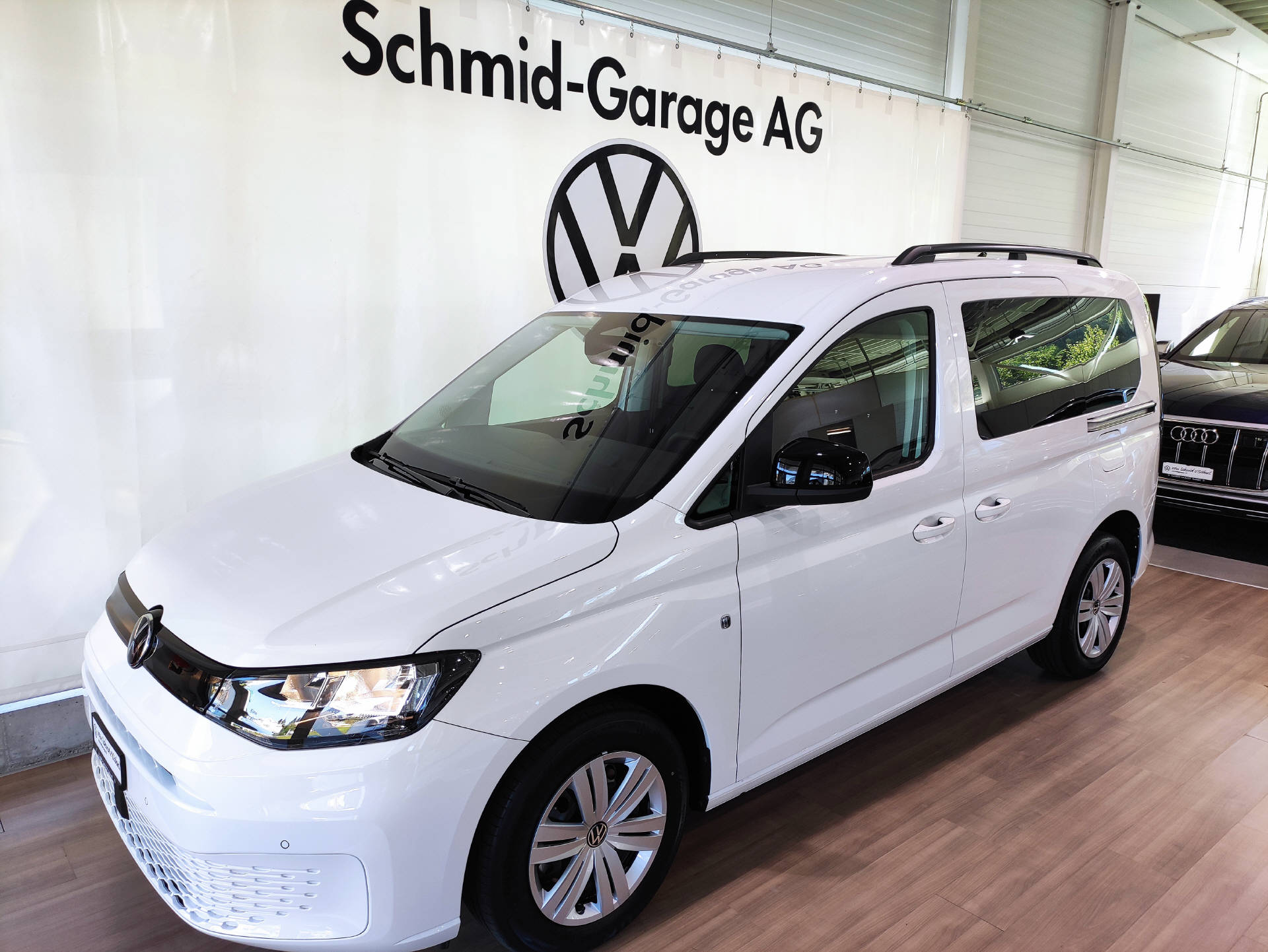VW Caddy 2.0 TDI Liberty 4motion-image-0