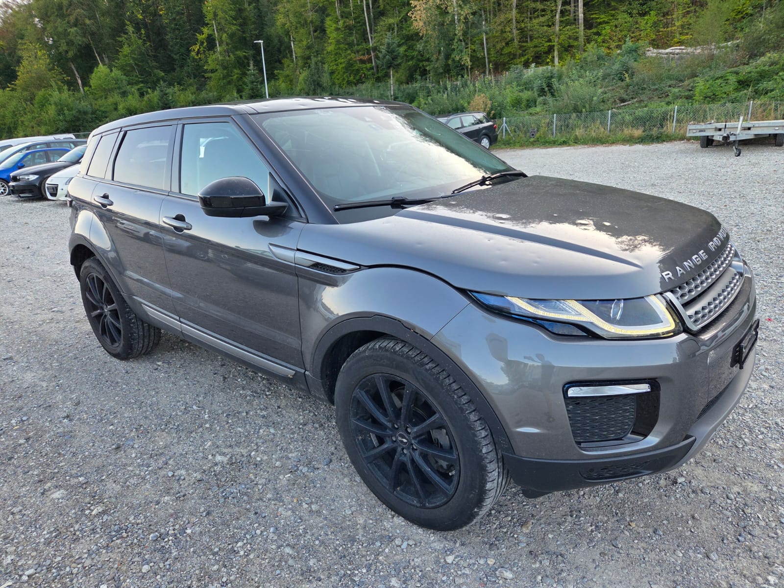 LAND ROVER Range Rover Evoque 2.0 Si4 SE Advantage AT9-image-2
