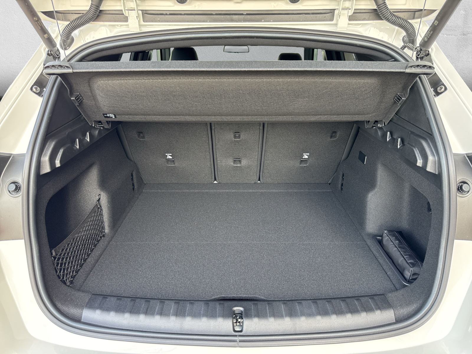 BMW X1 xDrive 30e M Sport-image-10