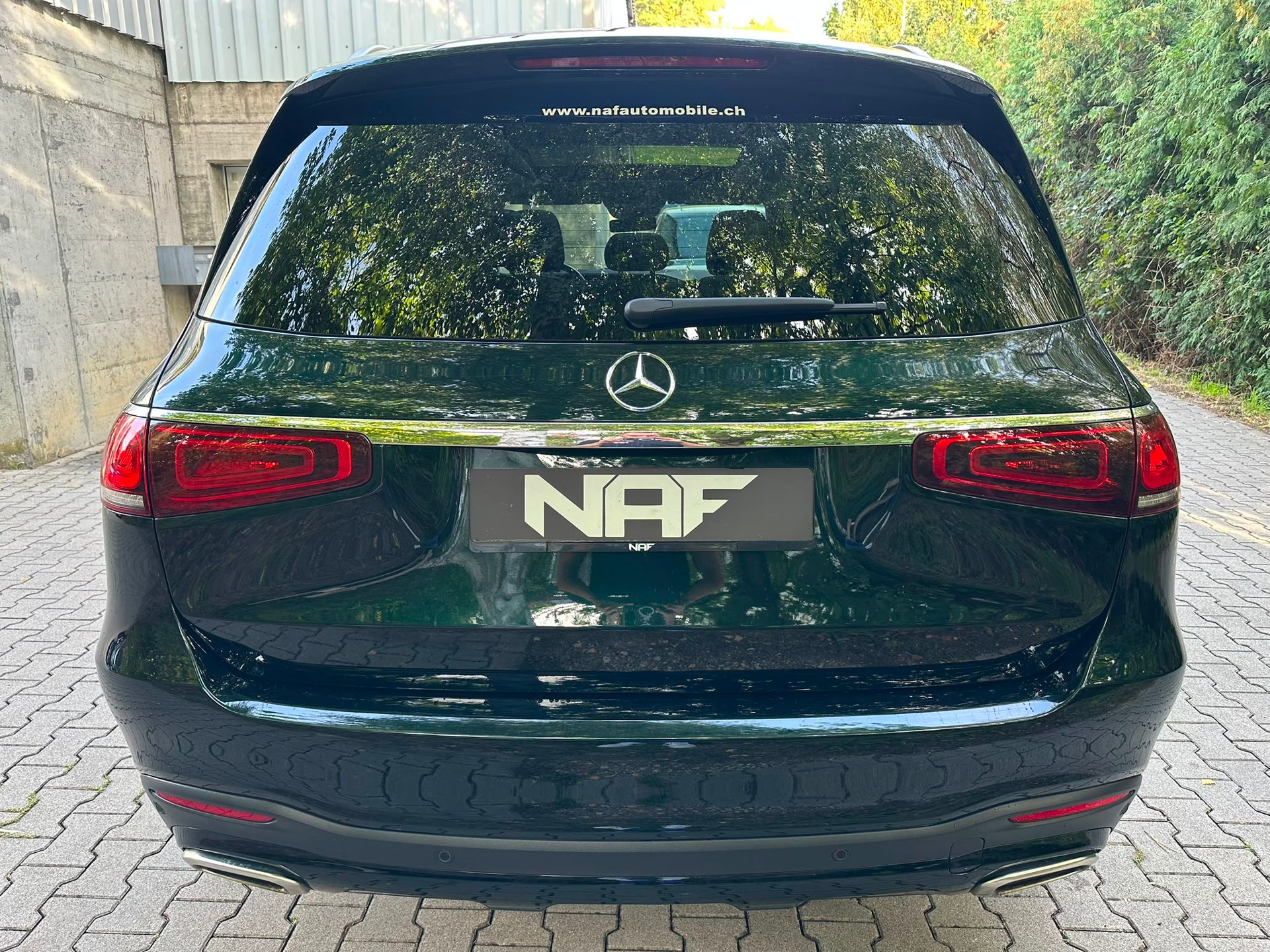 MERCEDES-BENZ GLS 580 4Matic AMG Line 9G-Tronic-image-3
