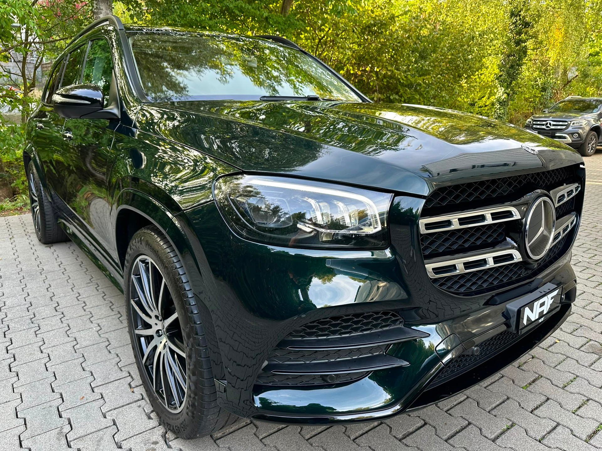 MERCEDES-BENZ GLS 580 4Matic AMG Line 9G-Tronic-image-6