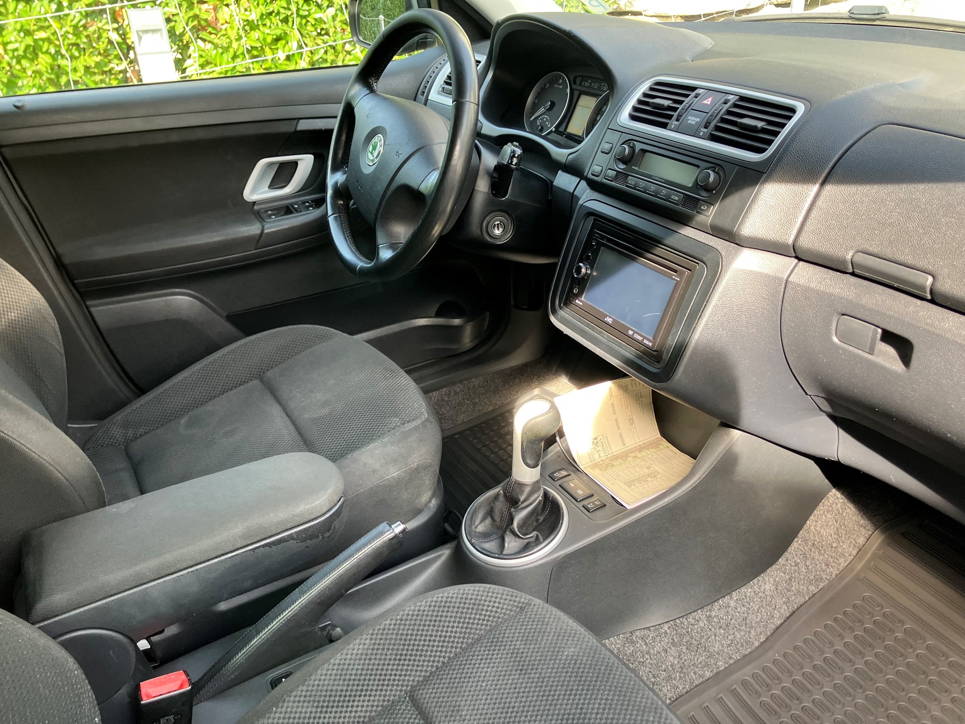 SKODA 1.9 TDI DPF Elegance-image-2