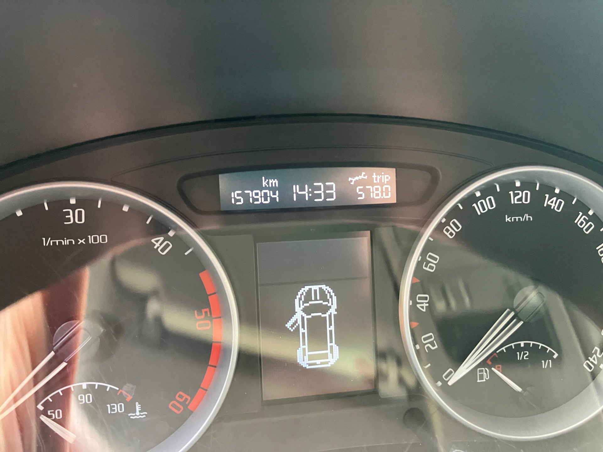 SKODA 1.9 TDI DPF Elegance-image-5