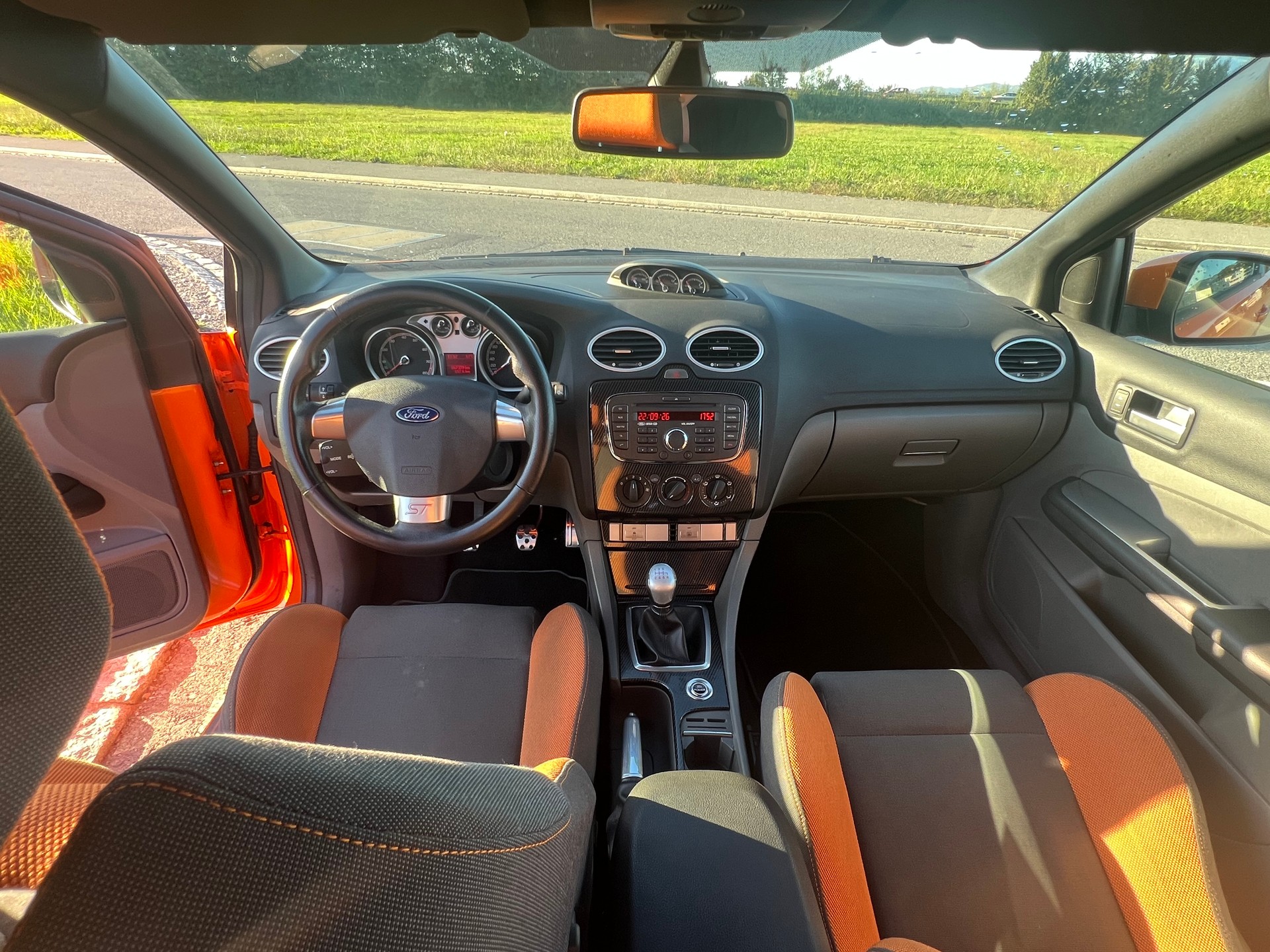 FORD 2.5i 20V ST-image-3