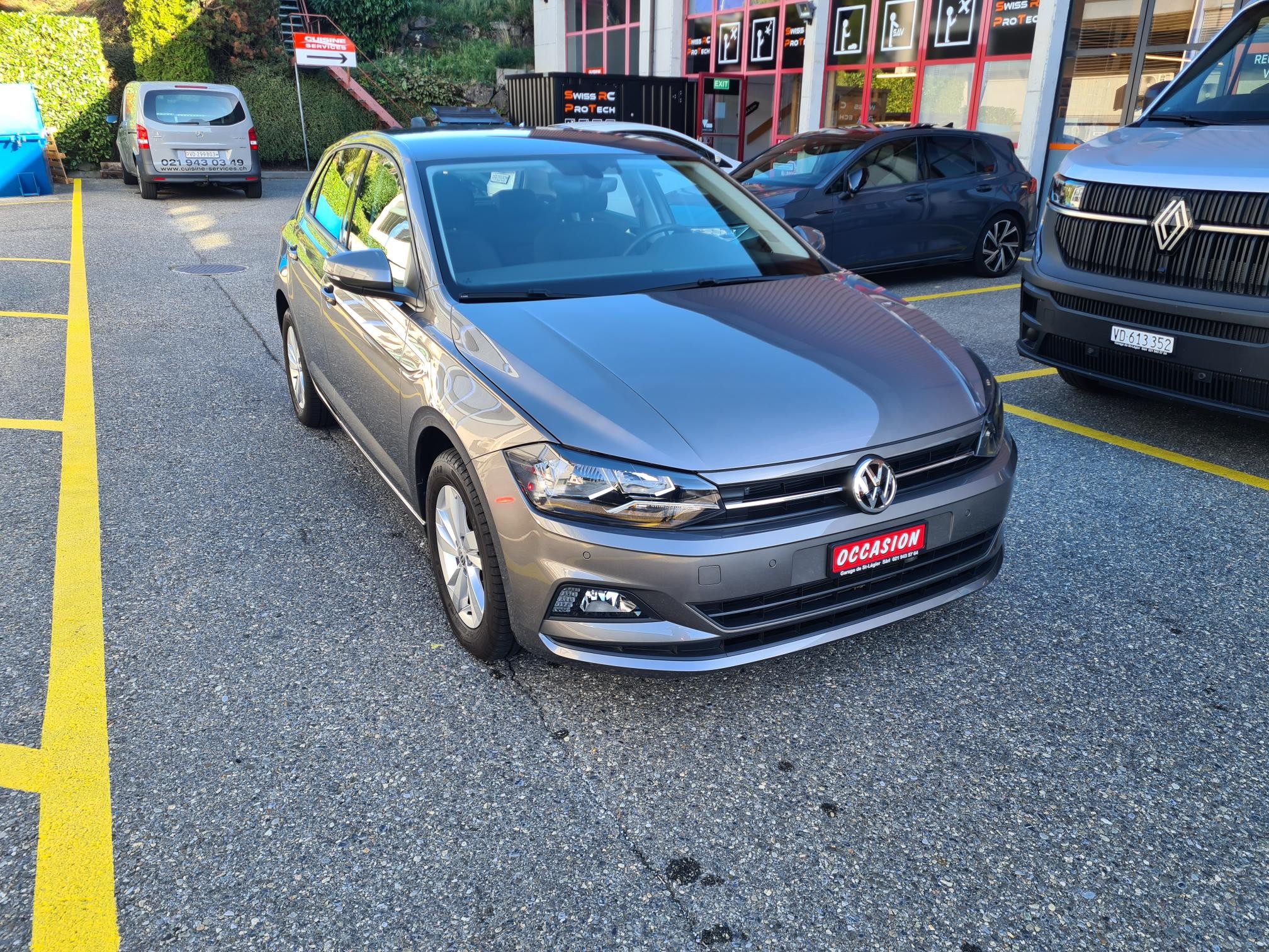 Car photo