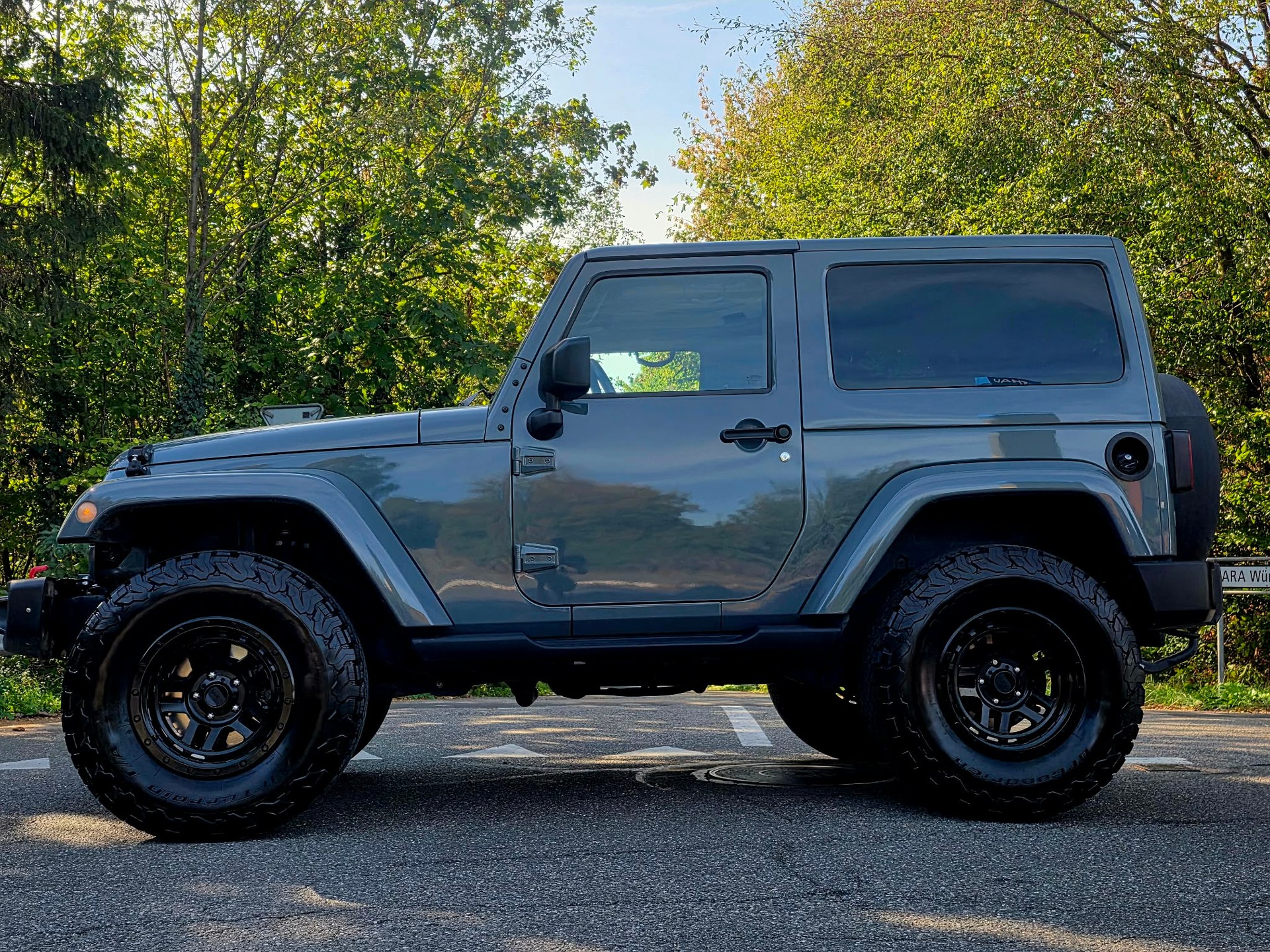 JEEP Wrangler 2.8 CRD Sahara Automatic hardtop-image-2
