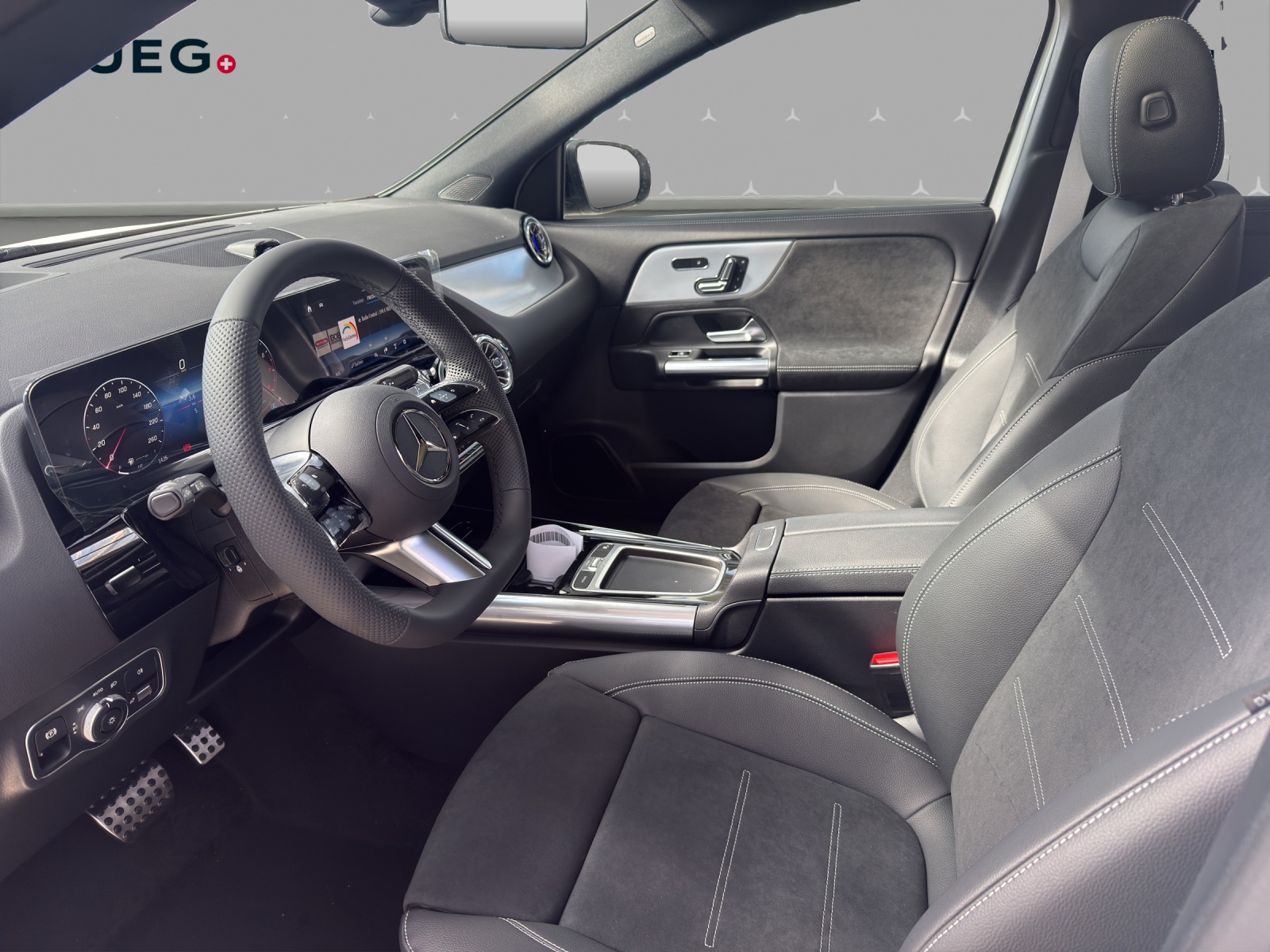 MERCEDES-BENZ GLA 250 4Matic 8G-DCT Swiss Star-image-7