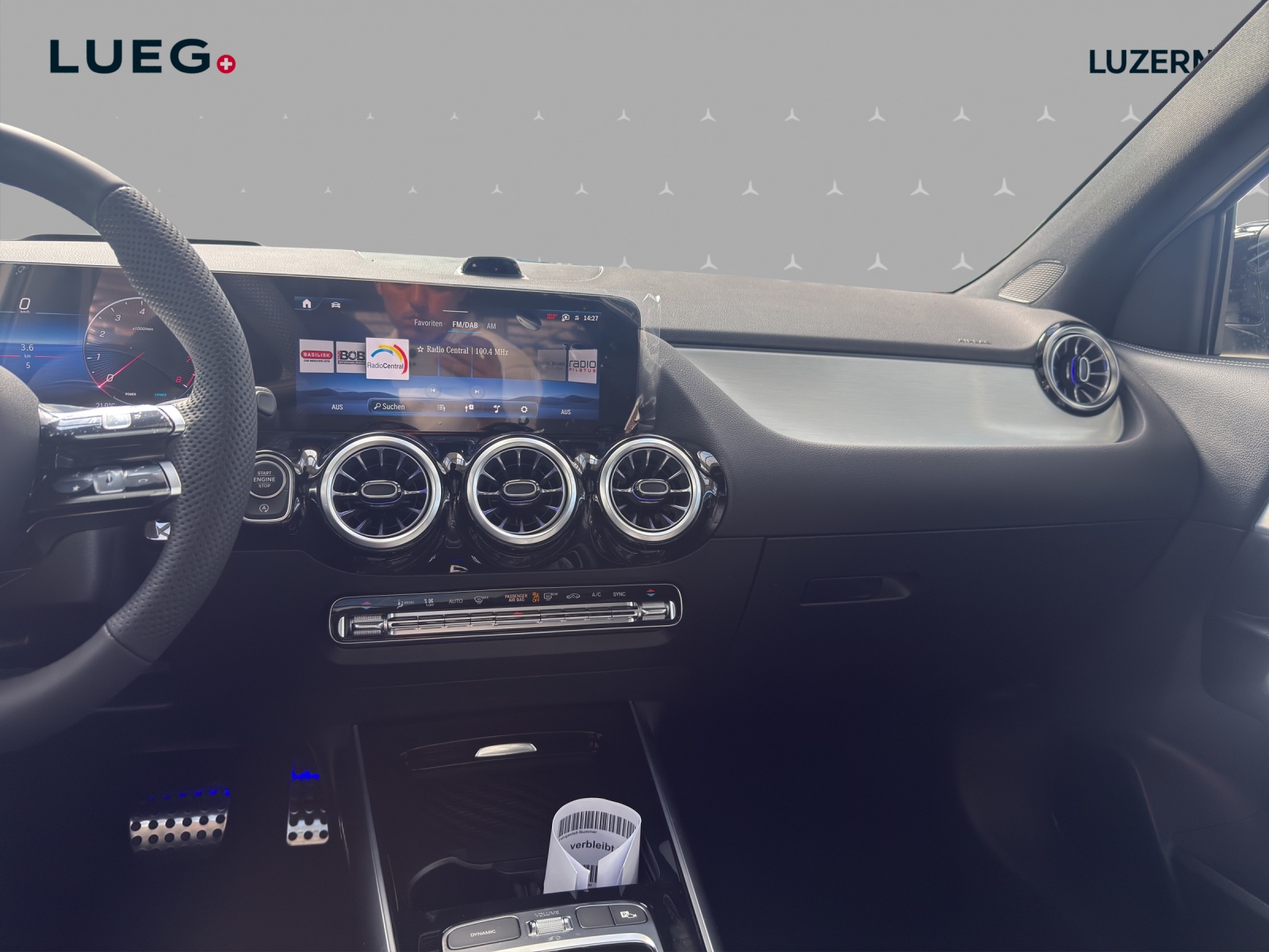 MERCEDES-BENZ GLA 250 4Matic 8G-DCT Swiss Star-image-11