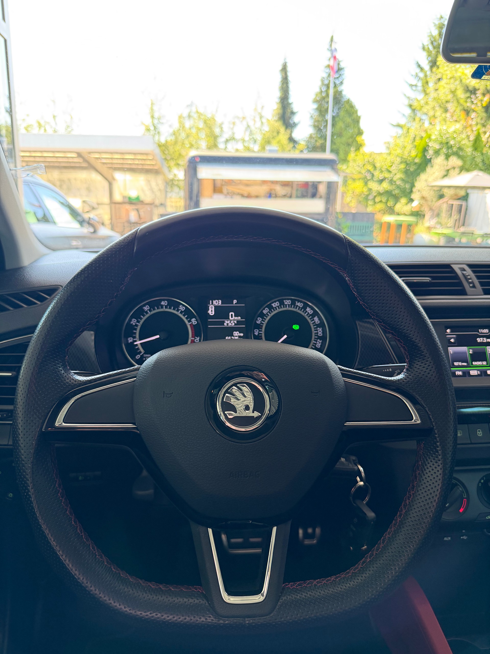 SKODA Fabia 1.2 TSI Monte Carlo DSG-image-10