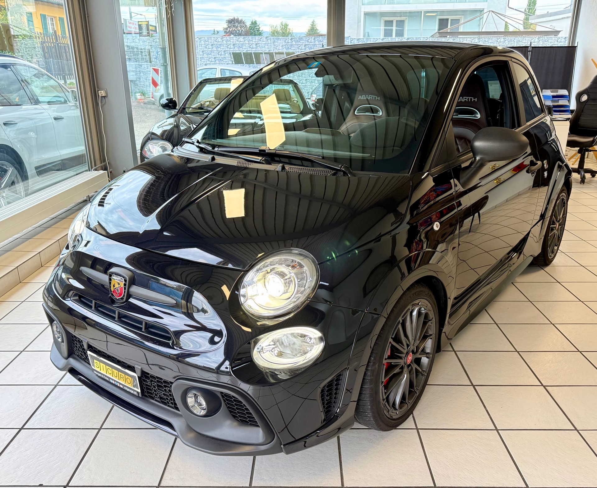 FIAT 595 1.4 16V Turbo Abarth Scorpion Legend Dualogic-image-3
