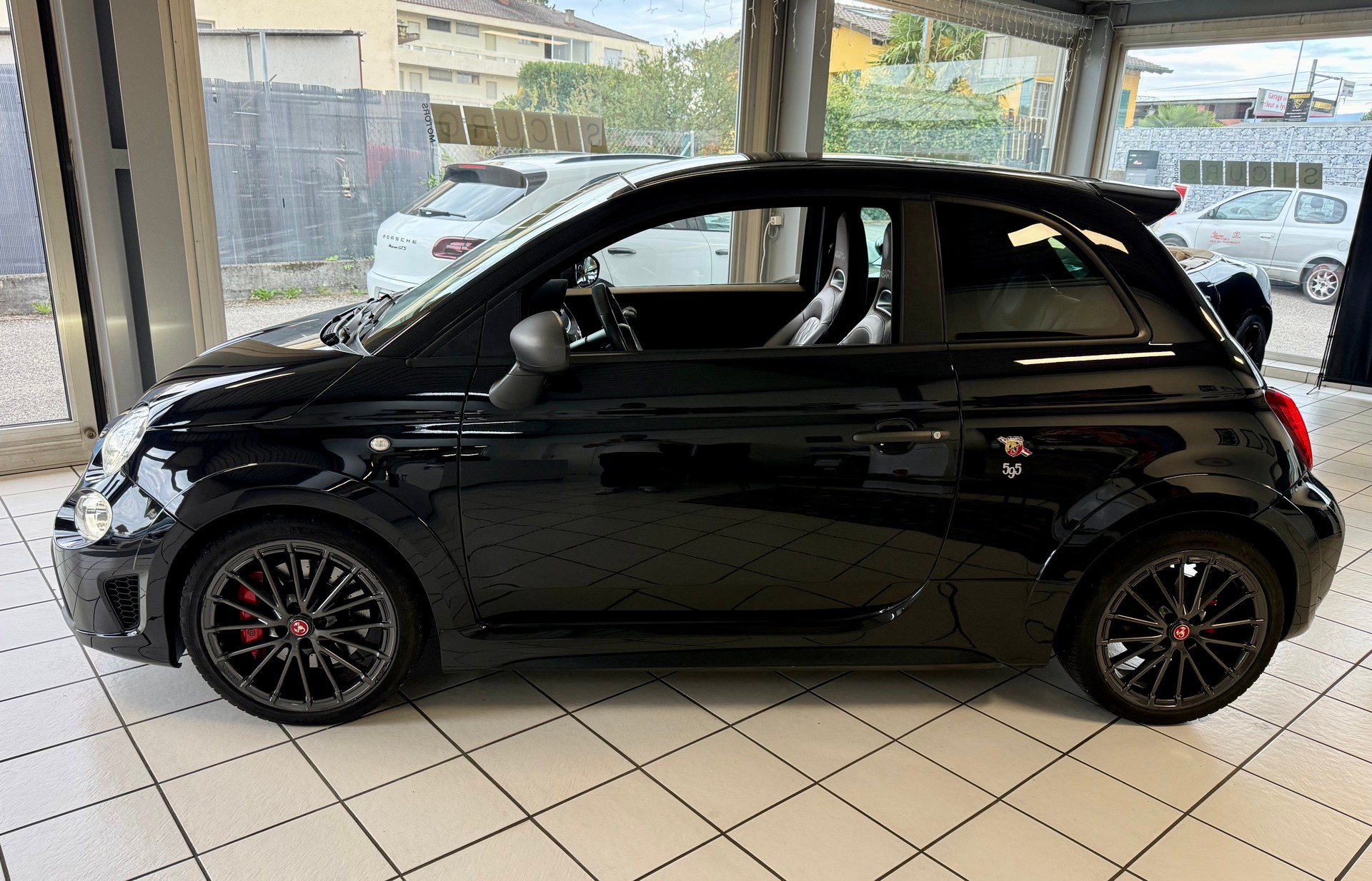 FIAT 595 1.4 16V Turbo Abarth Scorpion Legend Dualogic-image-5