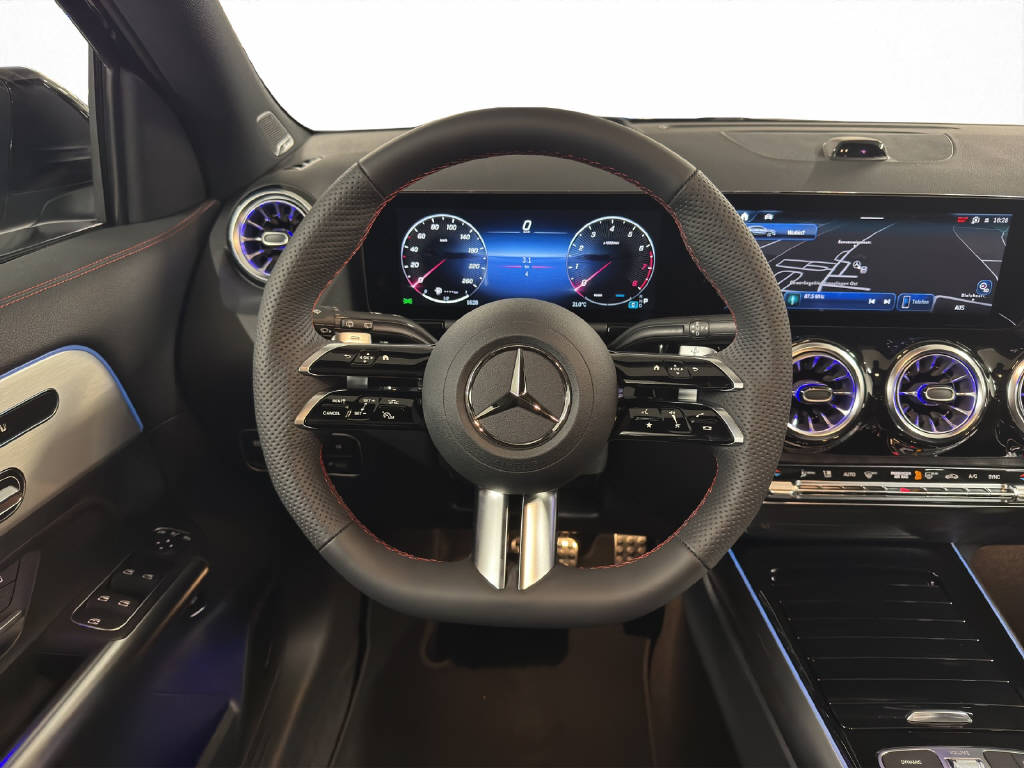 MERCEDES-BENZ GLA 250 Swiss Star-image-11