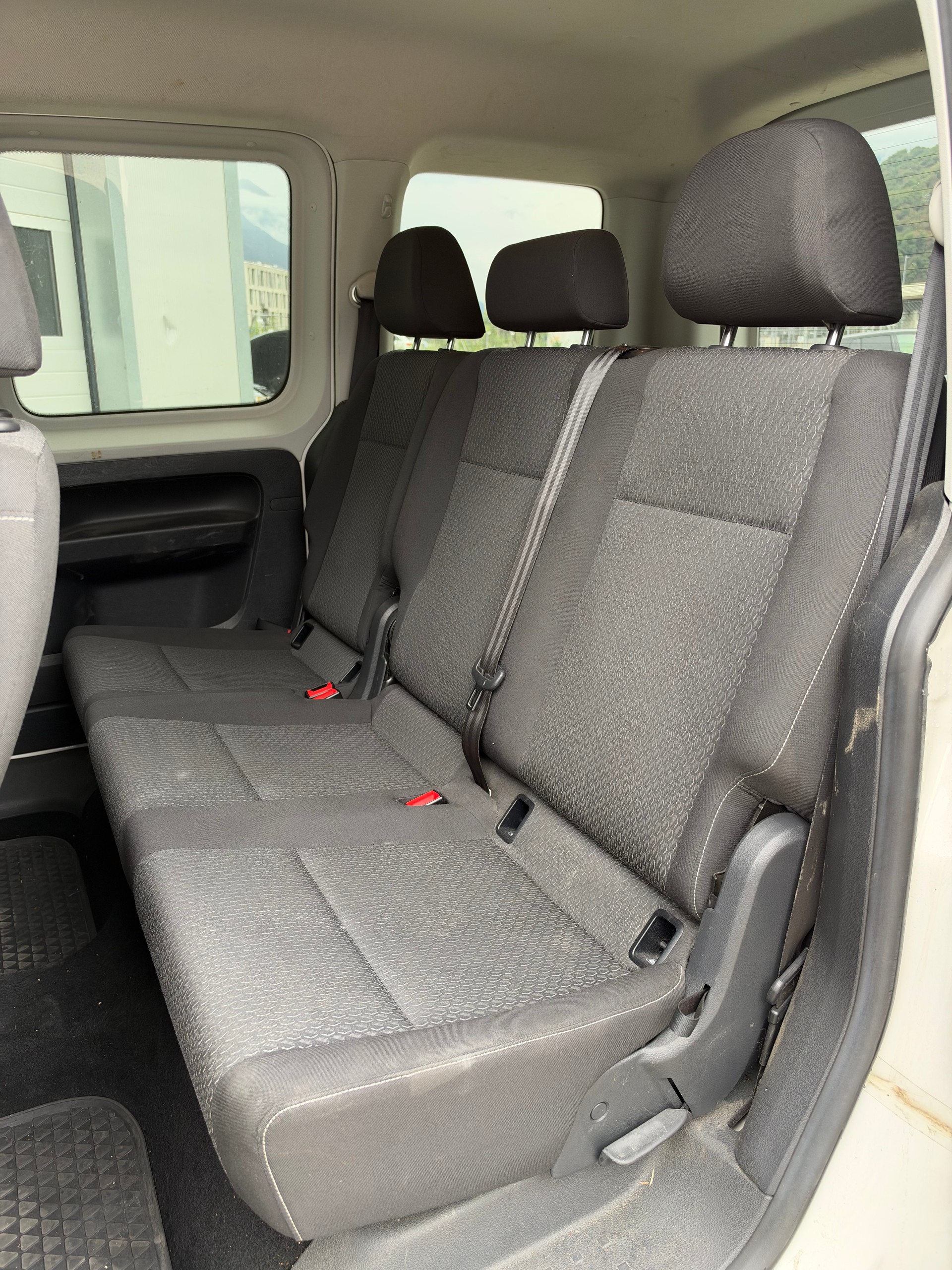 VW Caddy 1.2 TSI Trendline-image-9