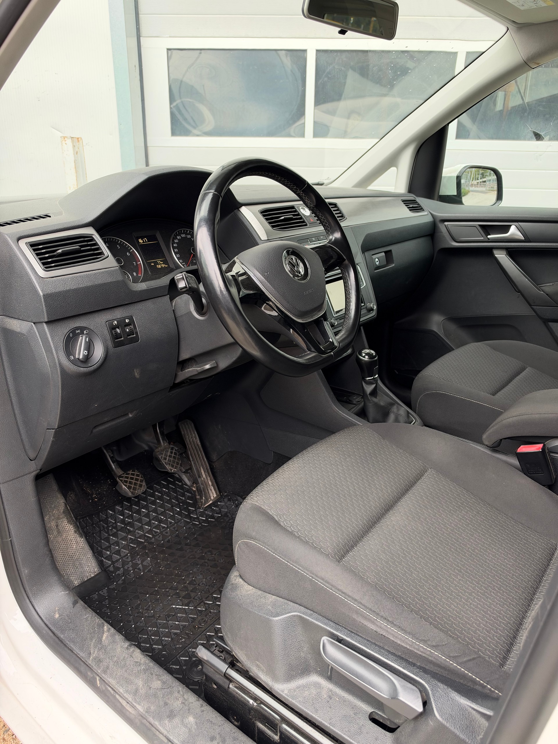 VW Caddy 1.2 TSI Trendline-image-6