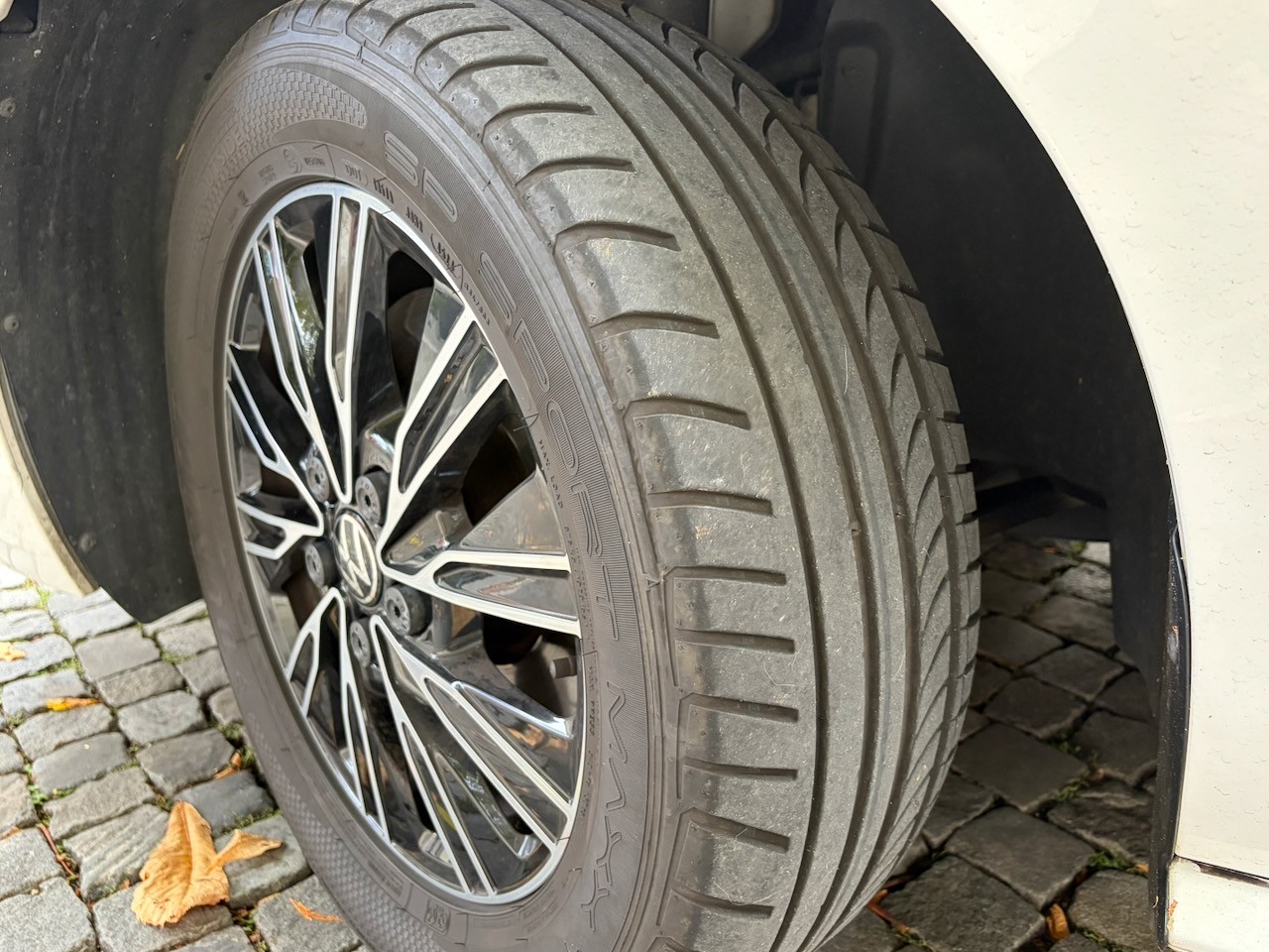 VW Multivan 2.0 TSI Liberty DSG Lang-image-18