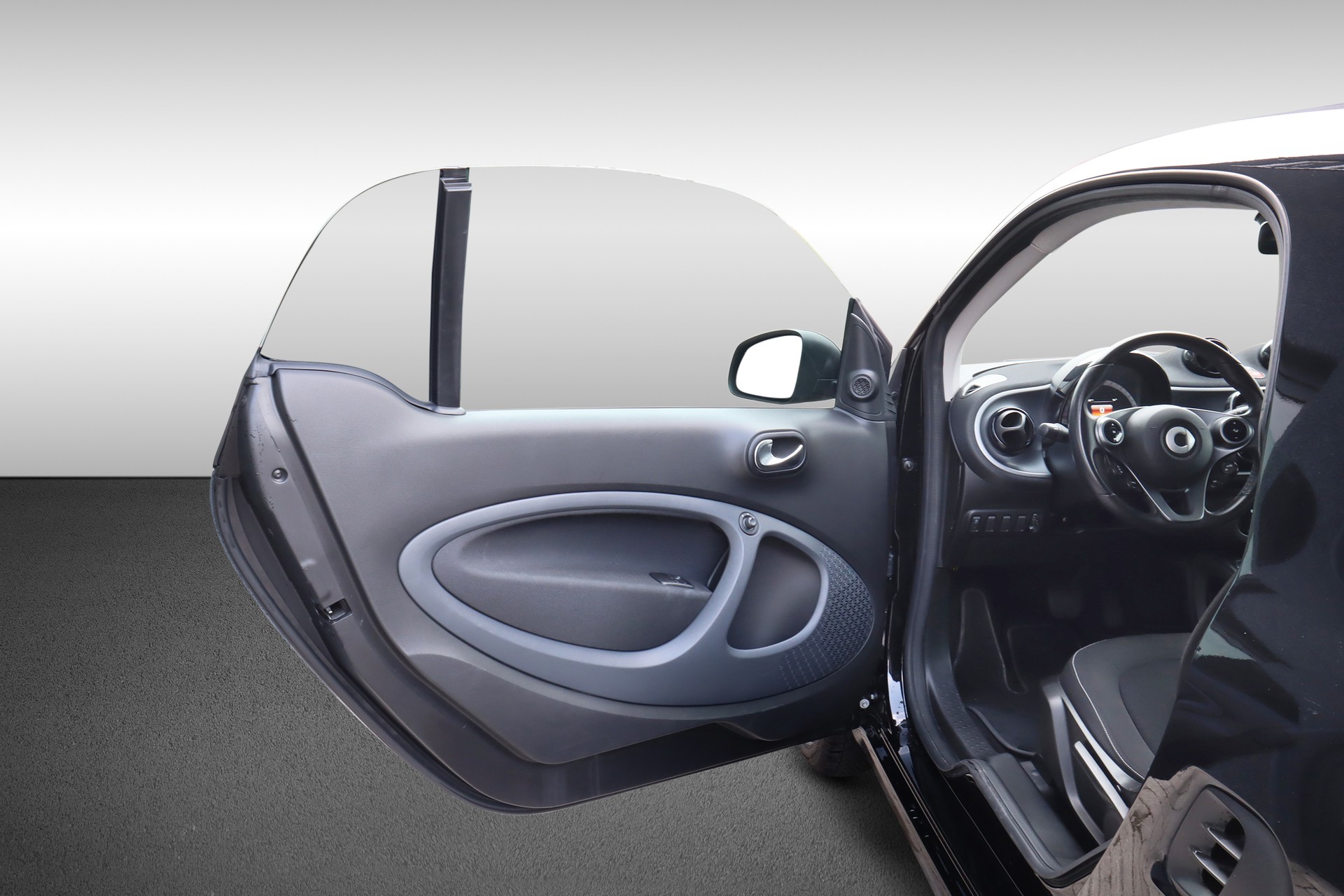 SMART fortwo-image-9