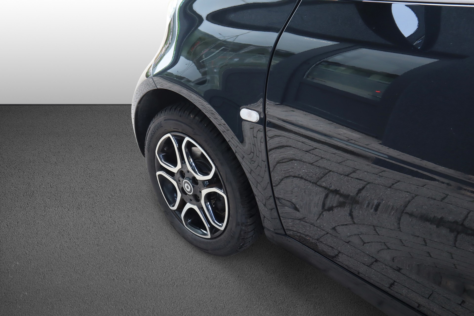 SMART fortwo-image-8