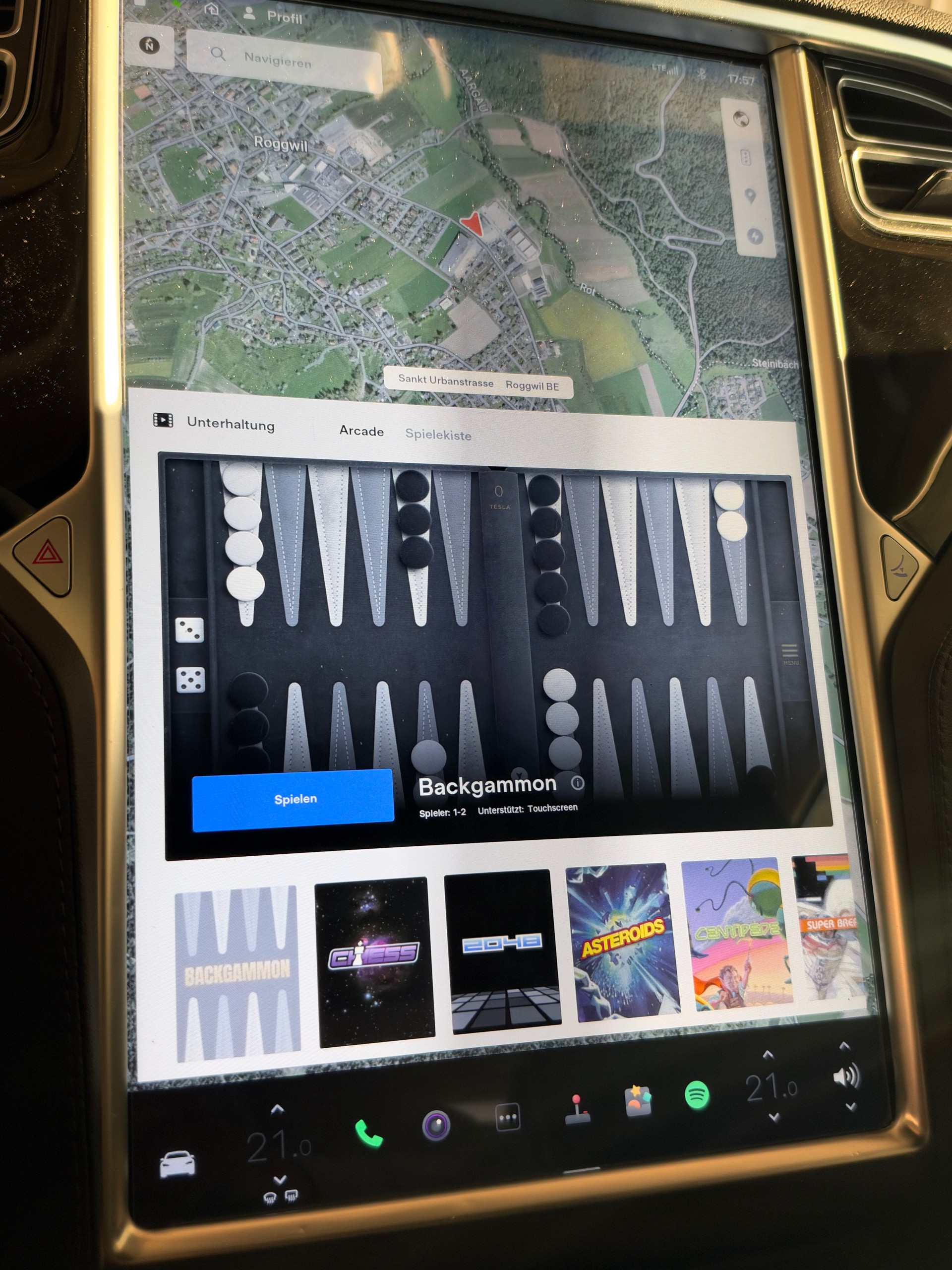 TESLA Model S 85 D / *FREE Lifetime Supercharging SC01*-image-17
