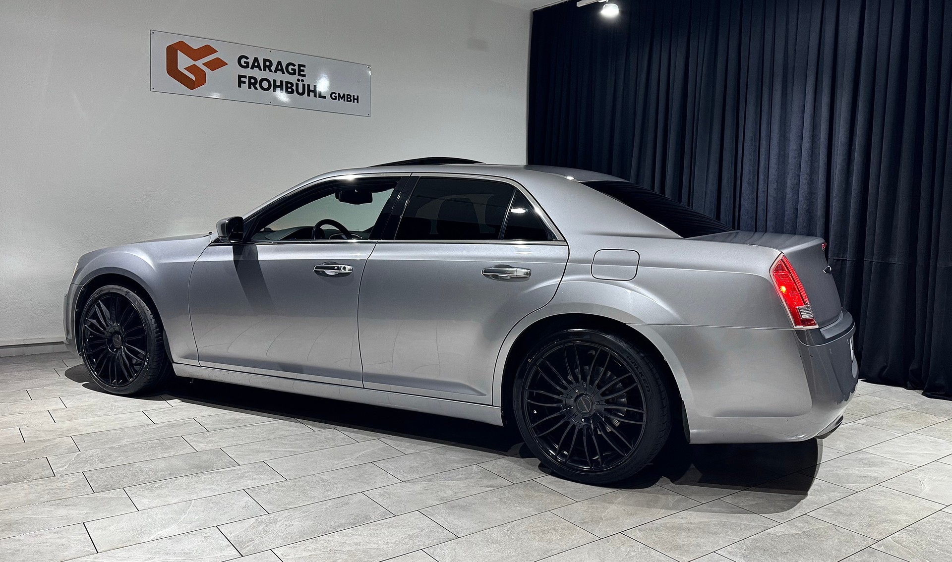 CHRYSLER Chrysler 300C 3.6 V6 Luxury-image-8
