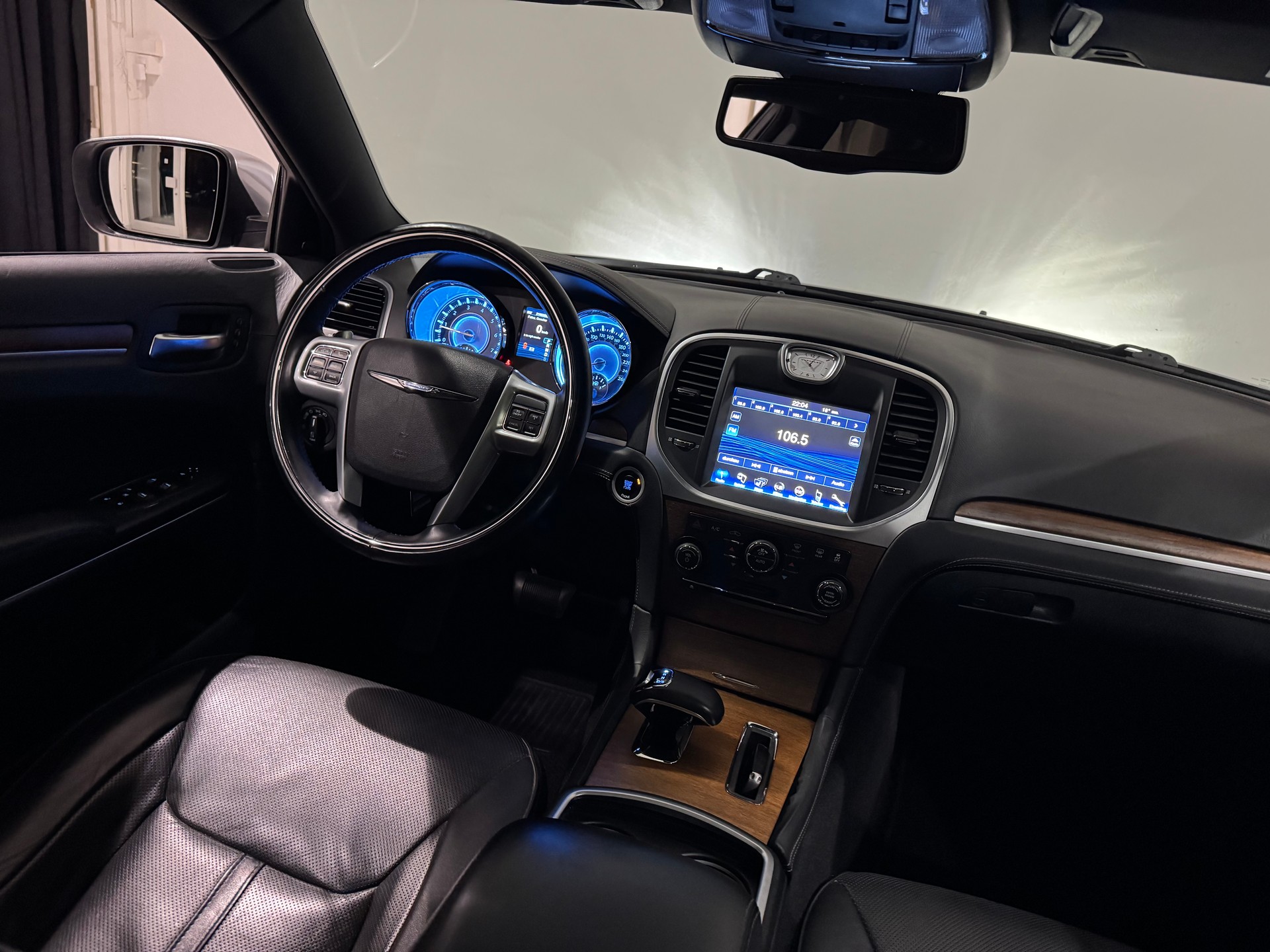 CHRYSLER Chrysler 300C 3.6 V6 Luxury-image-14