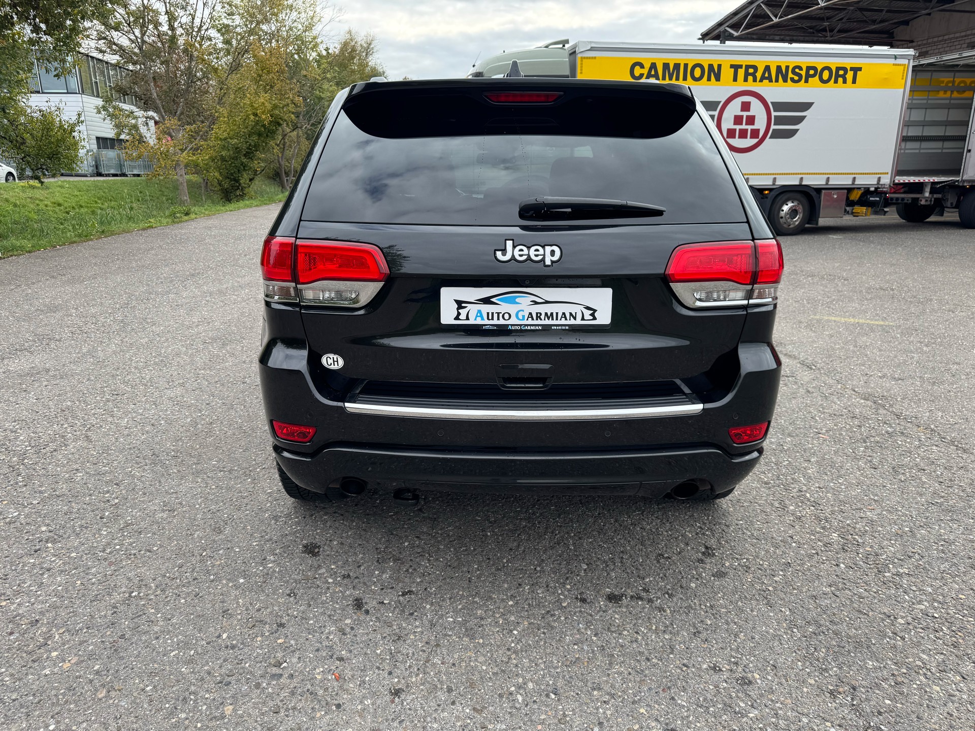 JEEP Grand Cherokee 3.0 CRD Overland Automatic-image-3