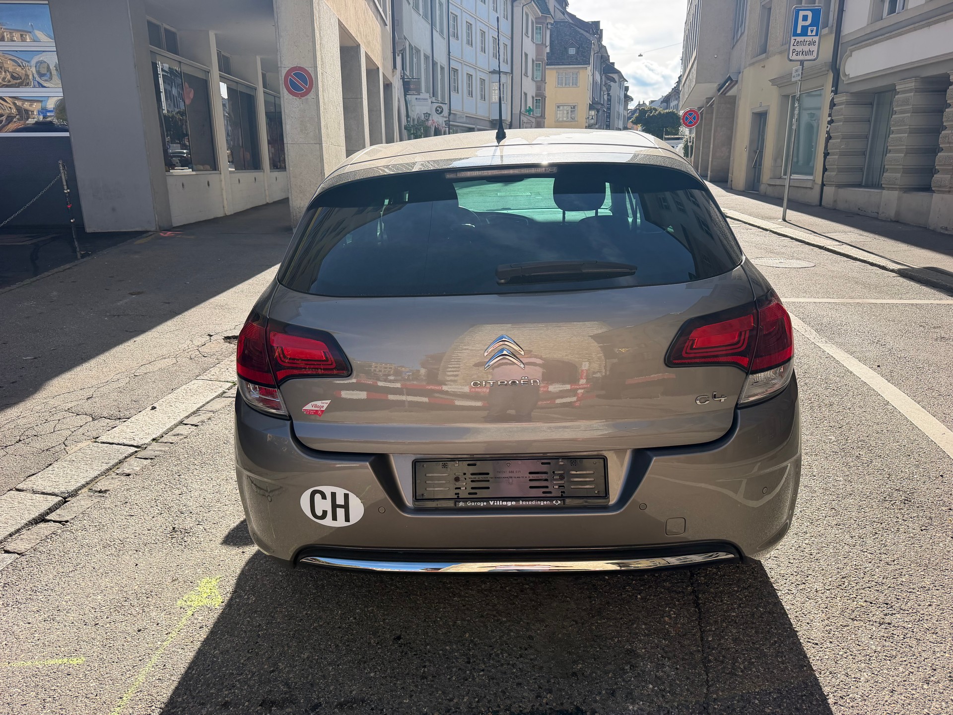 CITROEN C4 1.2 Pure Tech Feel Automatic-image-9