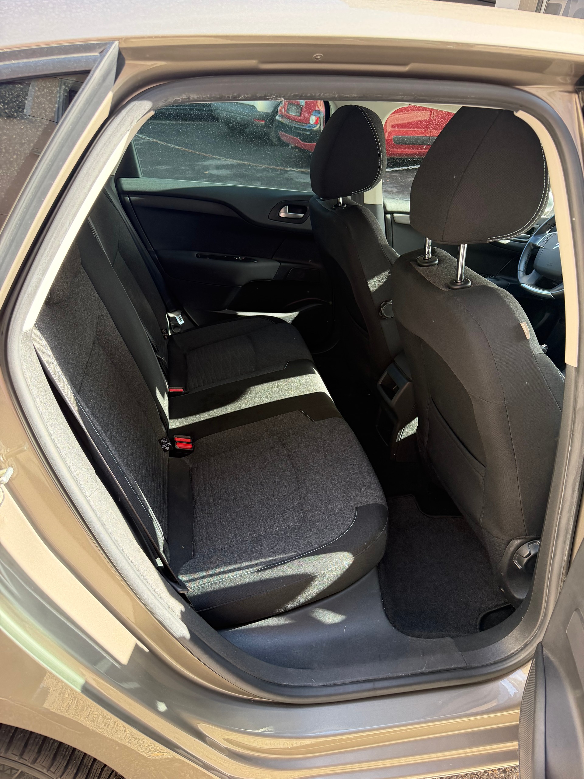 CITROEN C4 1.2 Pure Tech Feel Automatic-image-10