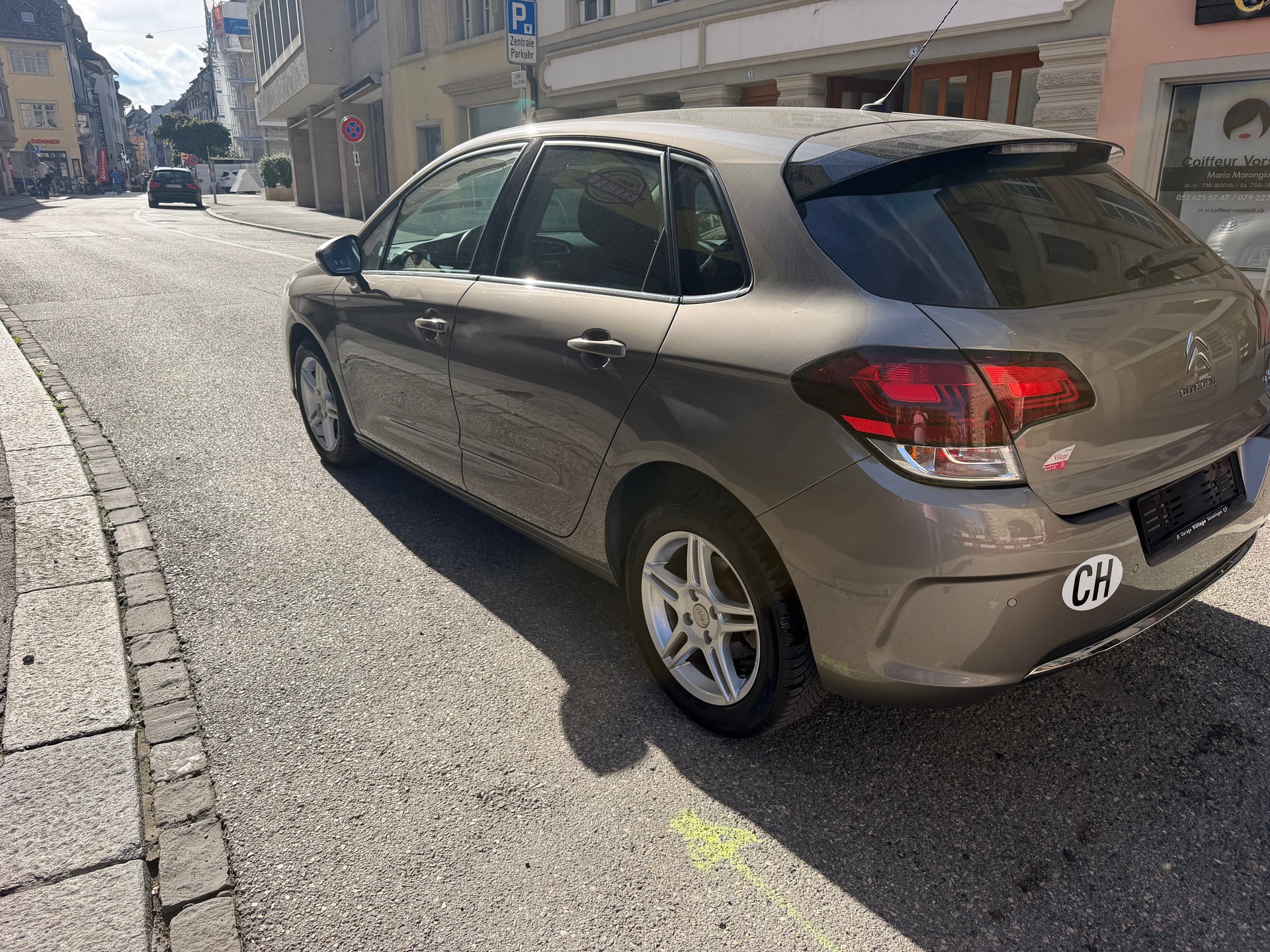 CITROEN C4 1.2 Pure Tech Feel Automatic-showroom-element-2